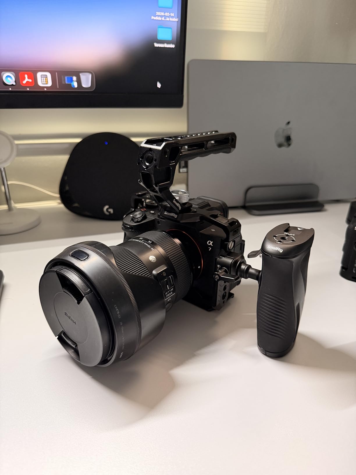 SmallRig HawkLock Quick Release Full Cage for Sony Alpha 7R V/Alpha 7 IV/Alpha 7S III/Alpha 1 / Alpha 7R IV/Alpha 7 V, Built-in Quick Release Plate for Arca, Cold Shoes customer photo 1