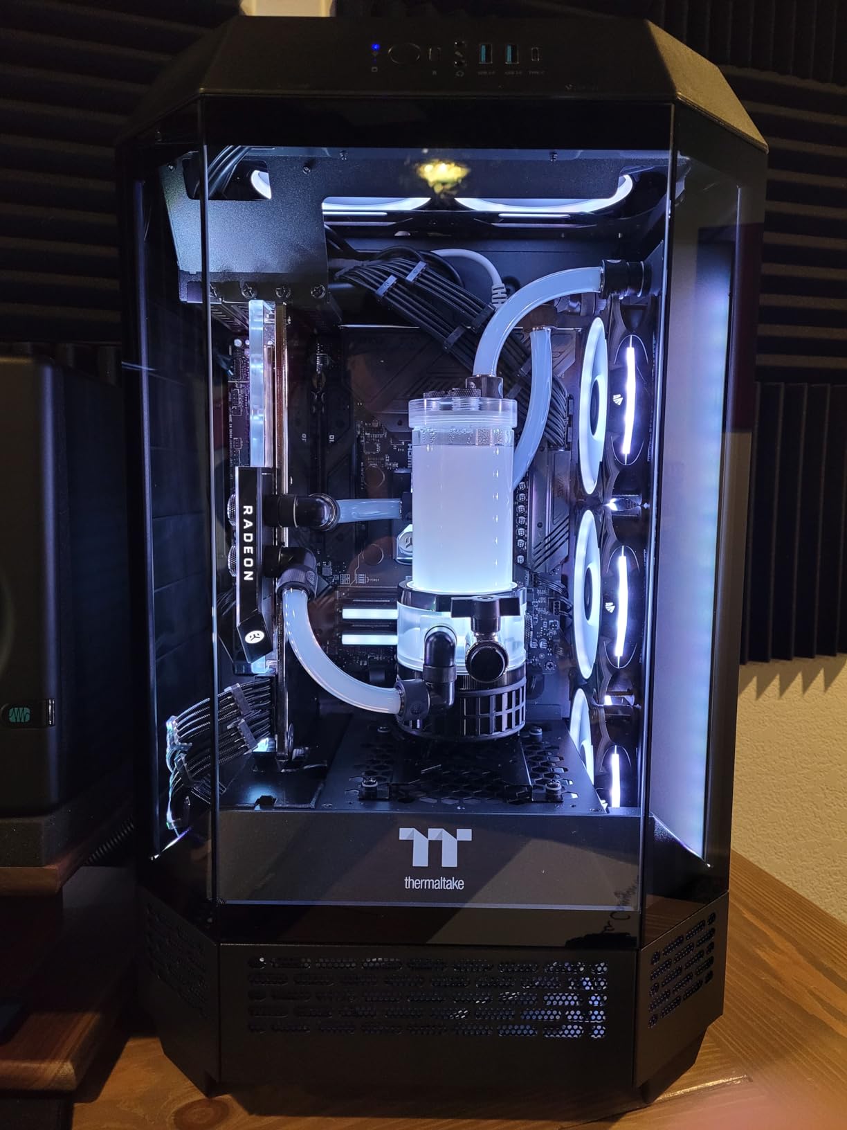 AsiaHorse FS-9002 Pro 120mm RGB Case Fan, 26 LED ARGB and Double LED Lingting Loops, 800-1800rpm Pwm Case Fan with 5V PWM Motherboard Sync/Analog Controller (6 Pack, White) customer photo 1