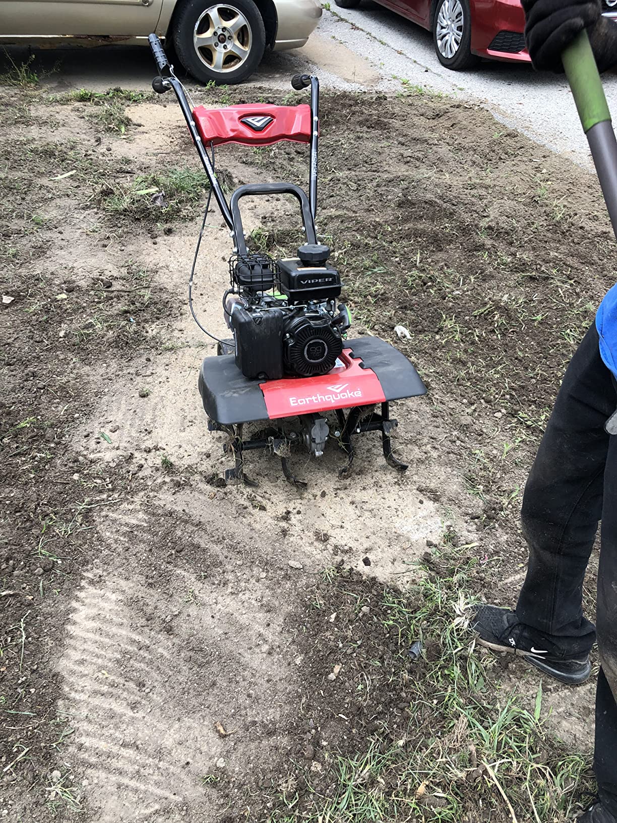 Earthquake Versa 2-in-1 Tiller Cultivator, 79cc 4-Cycle Viper Engine, Removable Side Shields, Toolless Tilling Width Adjustment, Model: 24734 customer photo 2