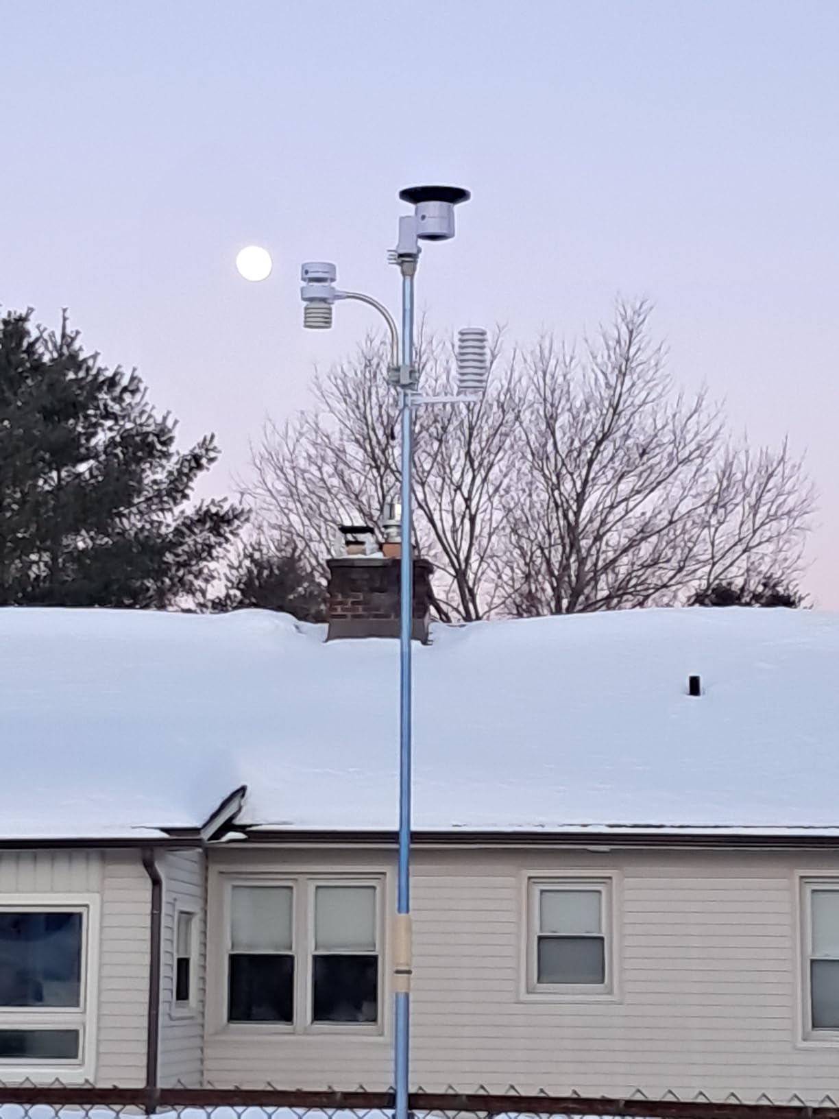 Ambient Weather WS-5000-IP3 Ultrasonic Professional Smart Weather Station with Remote Monitoring and Alerts customer photo 1