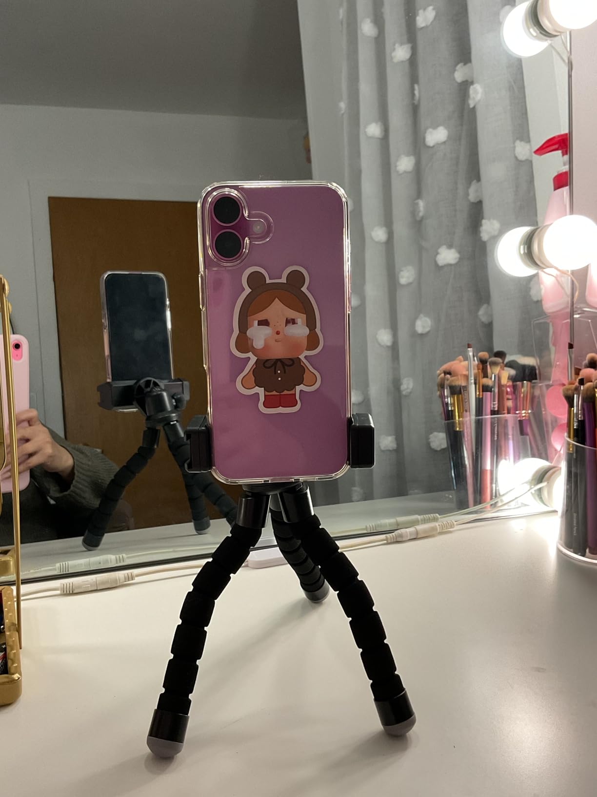Aureday Phone Tripod, Flexible Tripod for iPhone and Android Cell Phone, Come with Wireless Remote and Clip for Video Recording/Vlogging/Selfie customer photo 2