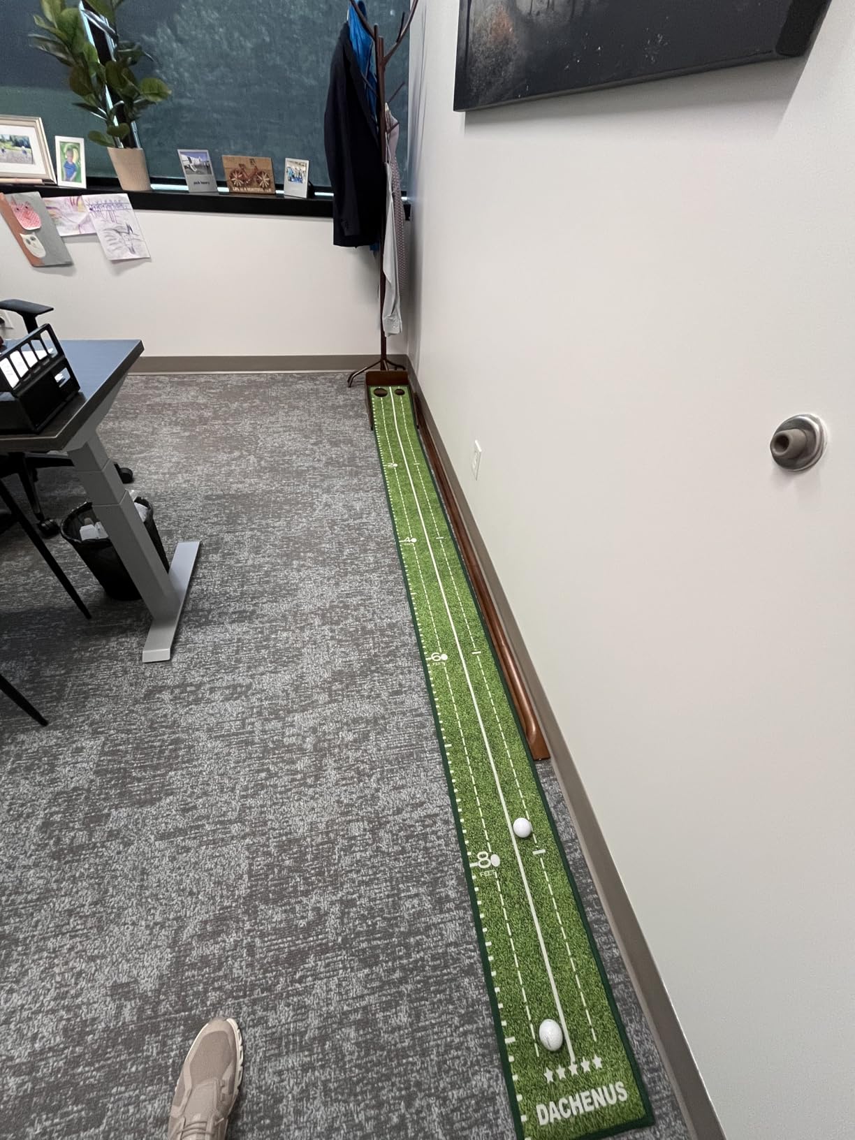 Putting Green Indoor Mat Outdoor Golf Putting Mat with Automatic Ball Return - Ideal for Home, Office, and Outdoor Use customer photo 1