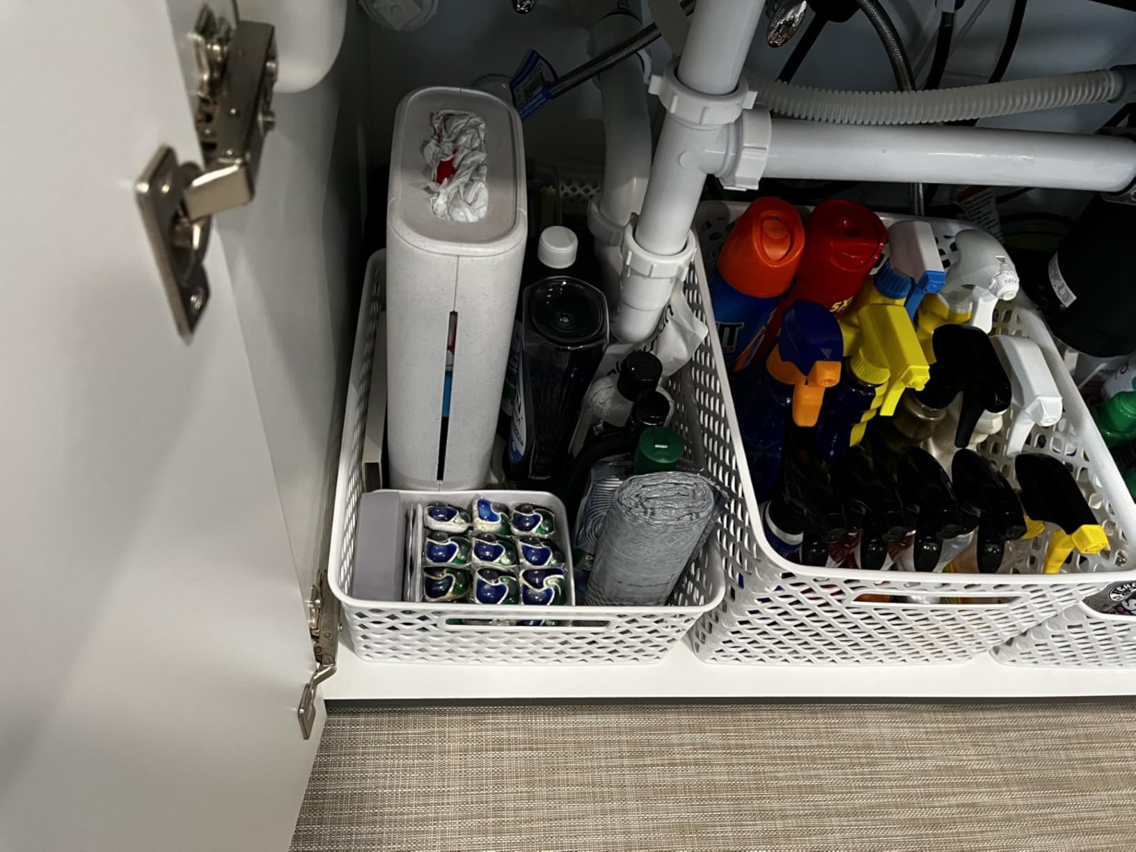 simplehuman Odorsorb Pod Starter Pack - Natural Plant-Based, Fragrance-Free Trash Can Odor Eliminator for Trash Cans, Odor Control System Starter Kit (1 Holder + 2 Pods) customer photo 2