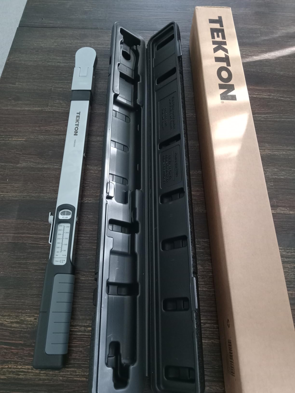 TEKTON 3/8 Inch Drive 72-Tooth Split Beam Torque Wrench (20-100 ft.-lb.) | TRQ62103 customer photo 2