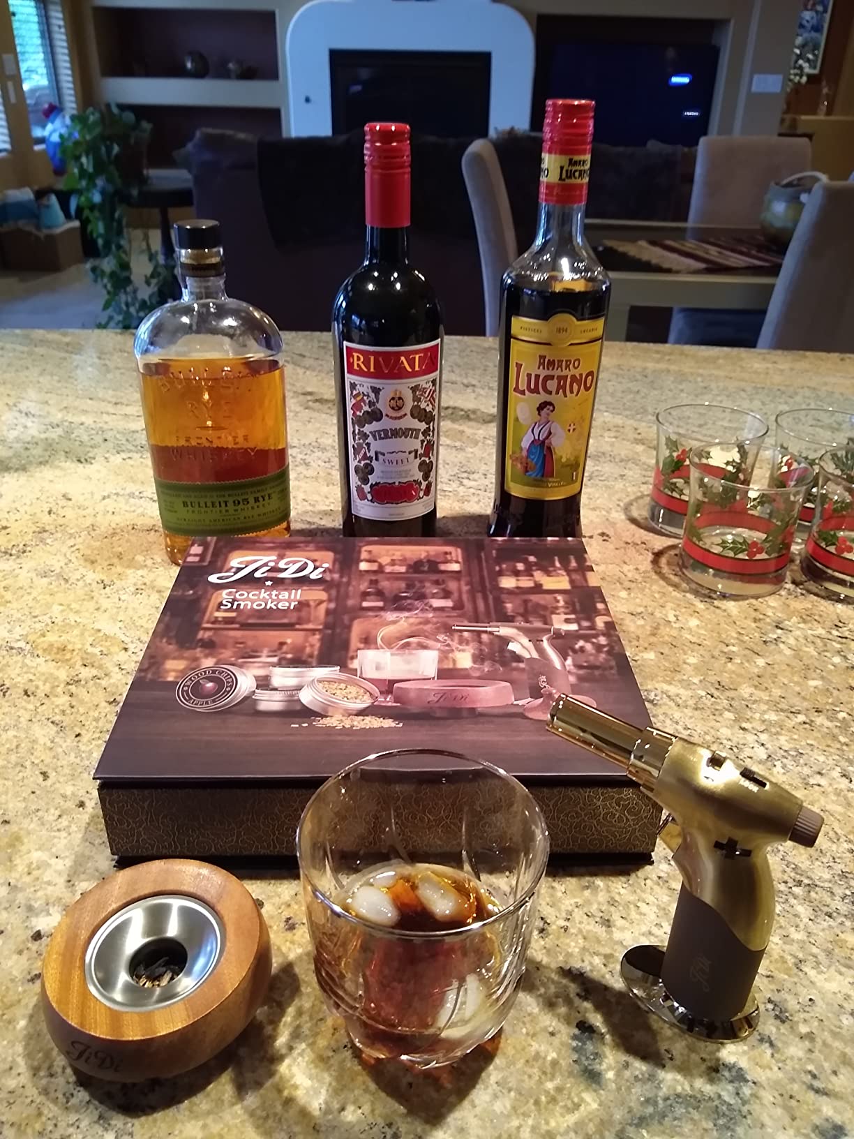 Whiskey Smoker Kit with Torch & Wood Chips, Cocktail Smoker Kit, Old Fashioned Drink Smoker Kit, Bourbon Birthday ，Upgrade Your Home Bar - Ideal Gifts for Men, Dad, Boyfriend(NO Butane) customer photo 1