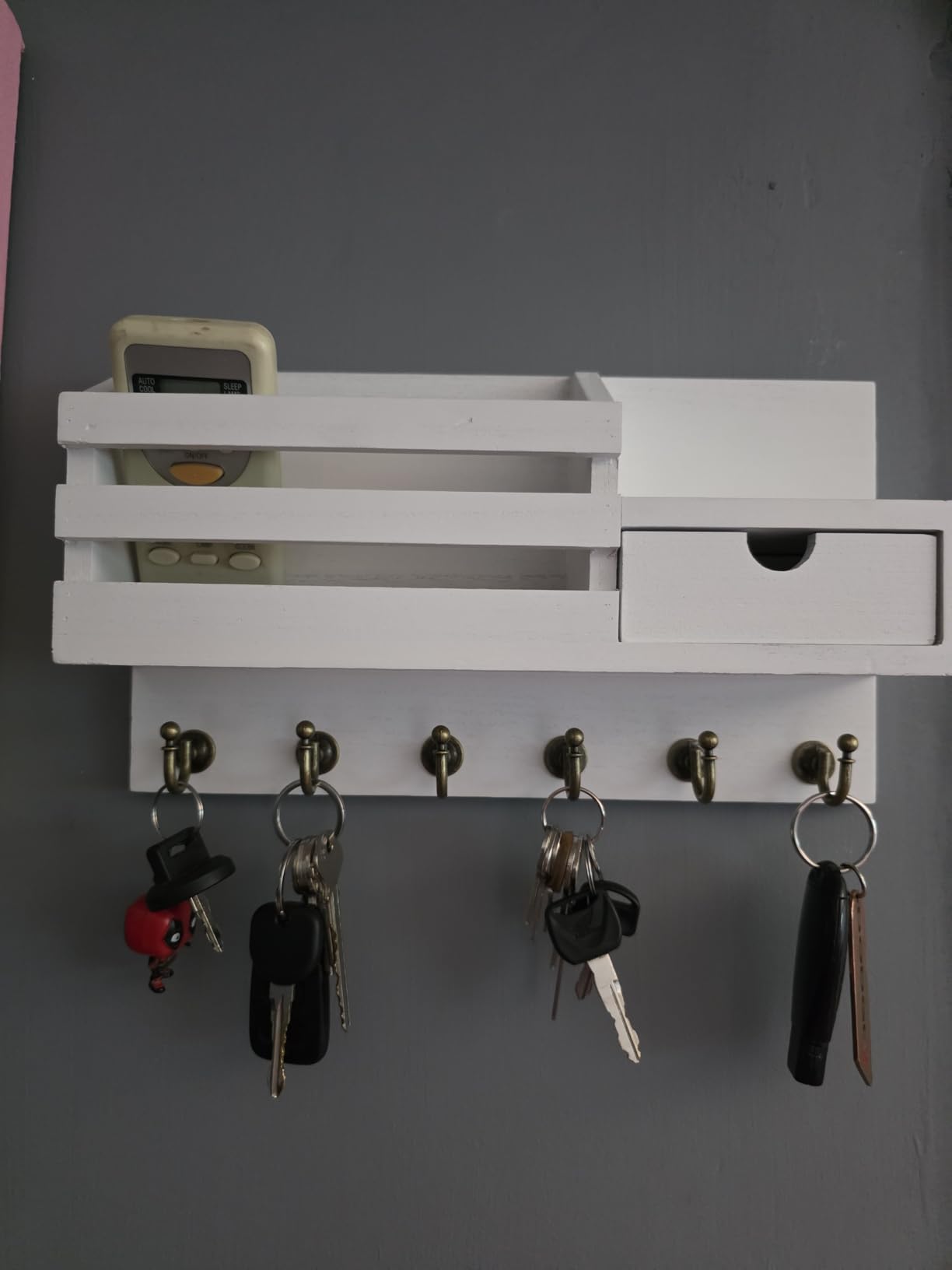 FifthQuarter Key and Mail Holder for Wall, Mail Organizer Wall Mount with 6 Hooks and Storage Drawer, Easy Installation Key Rack for Entryway and Home Decor (A-Black) customer photo 2