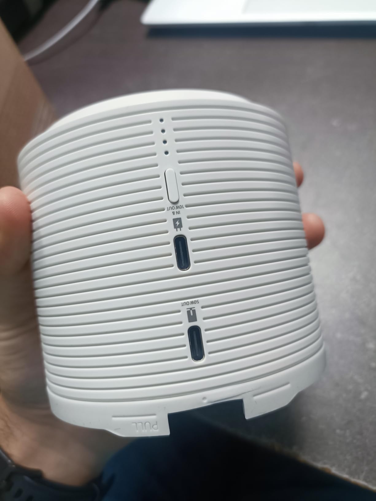 The Freestyle Battery Base for Smart Portable Projector, Convenient Use, Power Charging for Home Theater and Entertainment, VG-FBB3BA/ZA, 2022, White customer photo 1