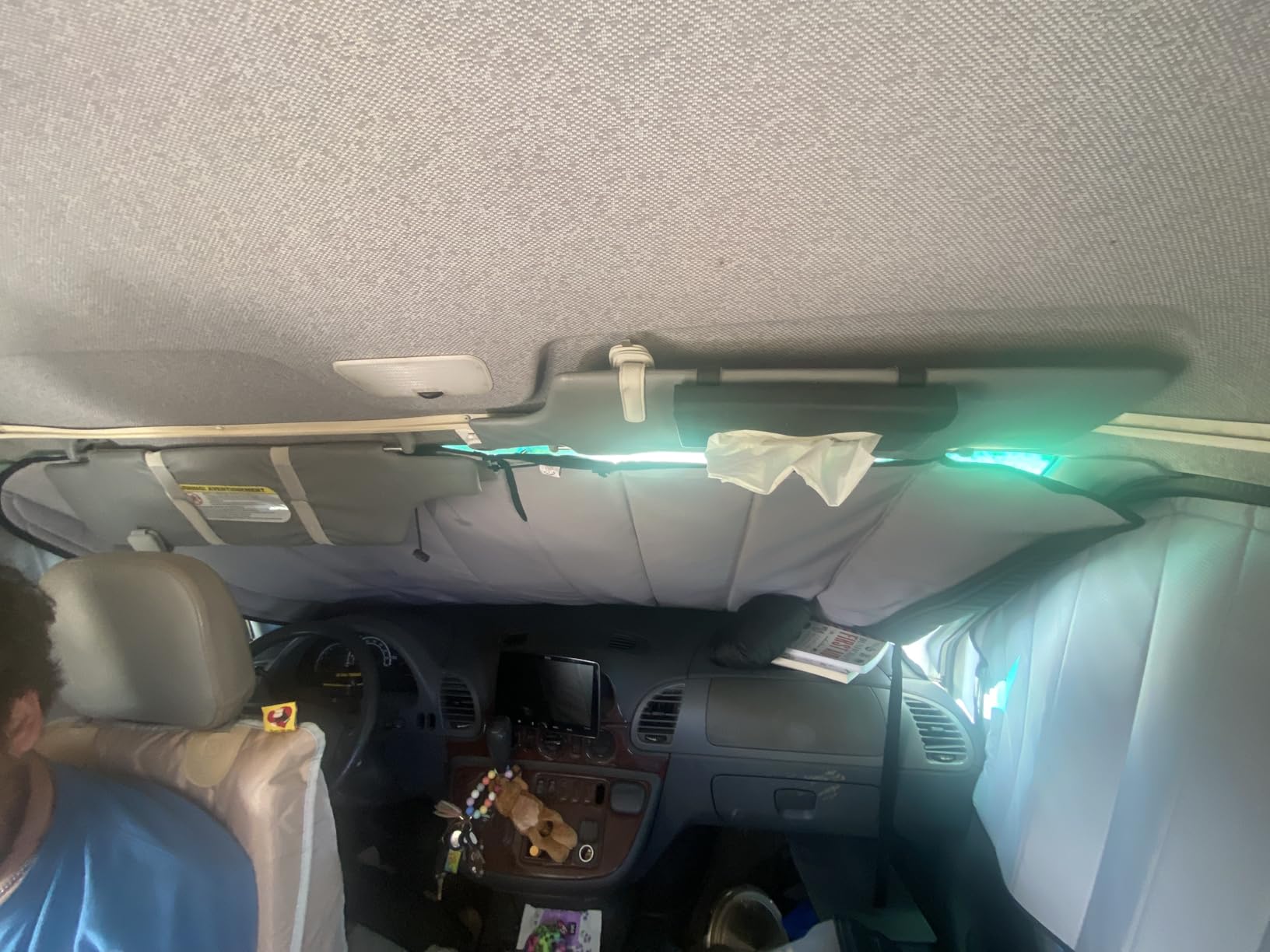 Living in a Bubble Insulated Blackout Windshield Cover for Mercedes Sprinter NCV3 & VS30, 2007-Current customer photo 2