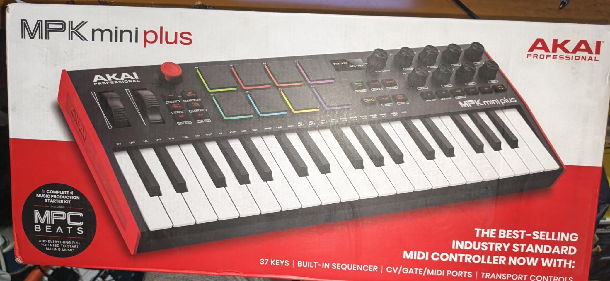 Akai Professional MPK Mini Plus - USB MIDI Keyboard Controller with 37 Mini Keys, 8 MPC Pads, Sequencer, MIDI/CV/Gate I/O, Music Production Software customer photo 2