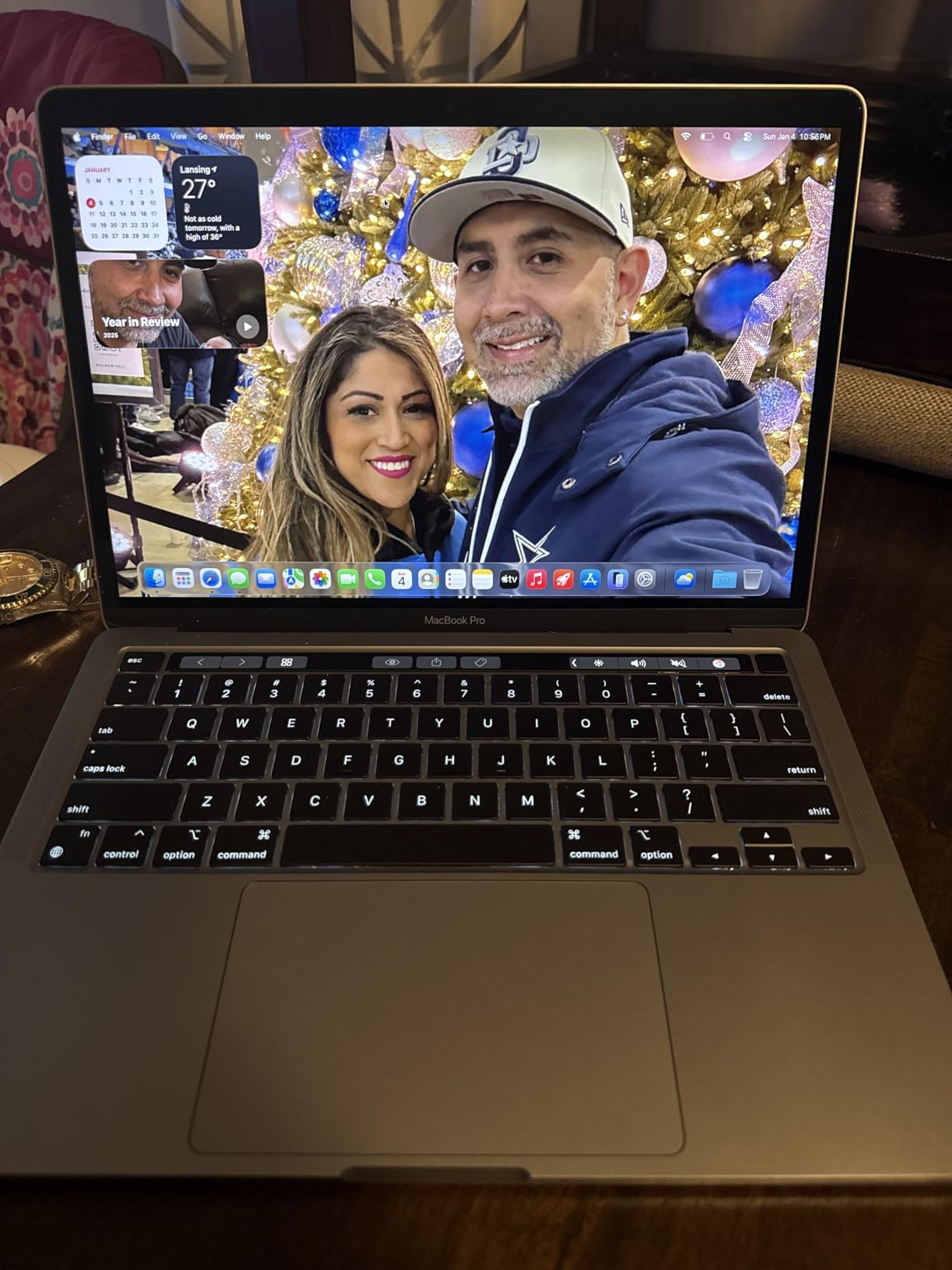 Apple MacBook Pro 13 M2 Renewed customer photo 1