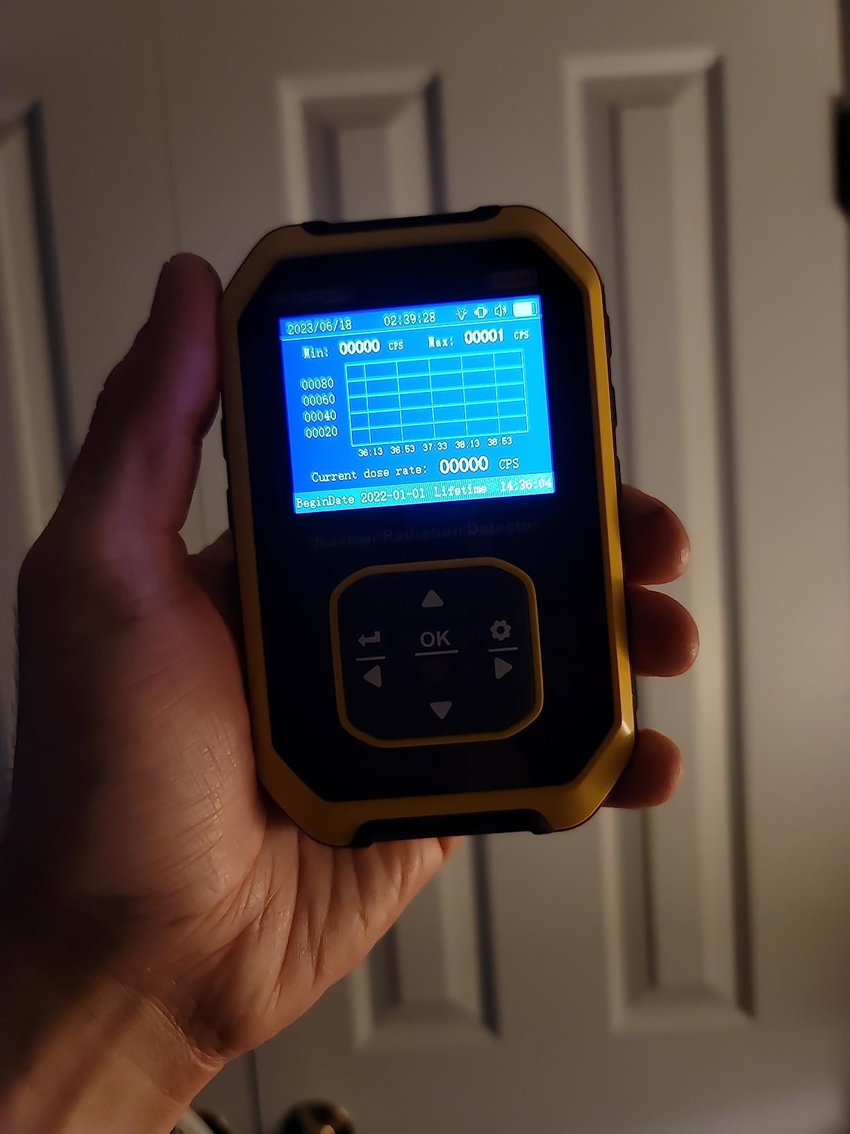 Geiger Counter Nuclear Radiation Detector - FNIRSI Radiation Dosimeter with LCD Display, Portable Handheld Beta Gamma X-ray Rechargeable Radiation Monitor Meter, 5 Dosage Units Switched customer photo 1