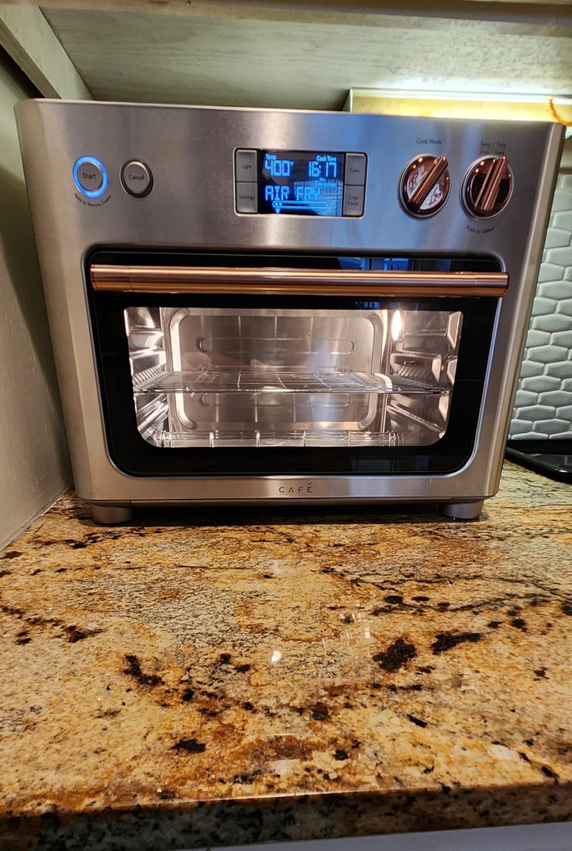 Café Couture Oven with 14 essential cooking modes, including Air Fry, CrispFinish, Bake, Broil, Roast, Toast, Pizza, WiFi & Smart Connected, Voice Control, Countertop Small Appliances, Matte Black customer photo 1