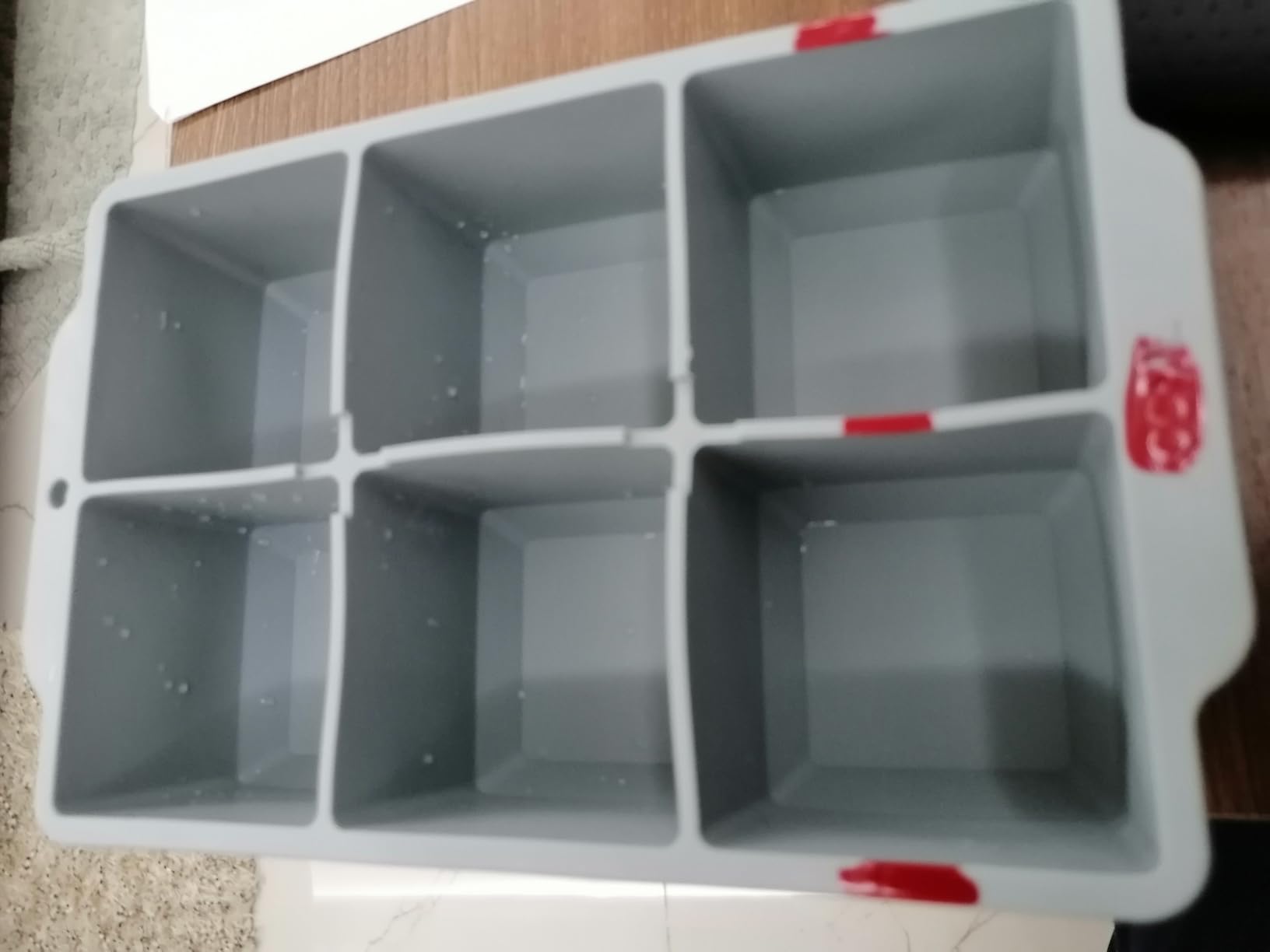 Nax Caki Large Ice Cube Tray with Lid, Stackable Big Silicone Square Ice Cube Mold for Whiskey Cocktails Bourbon Soups Frozen Treats, Easy Release BPA Free customer photo 2