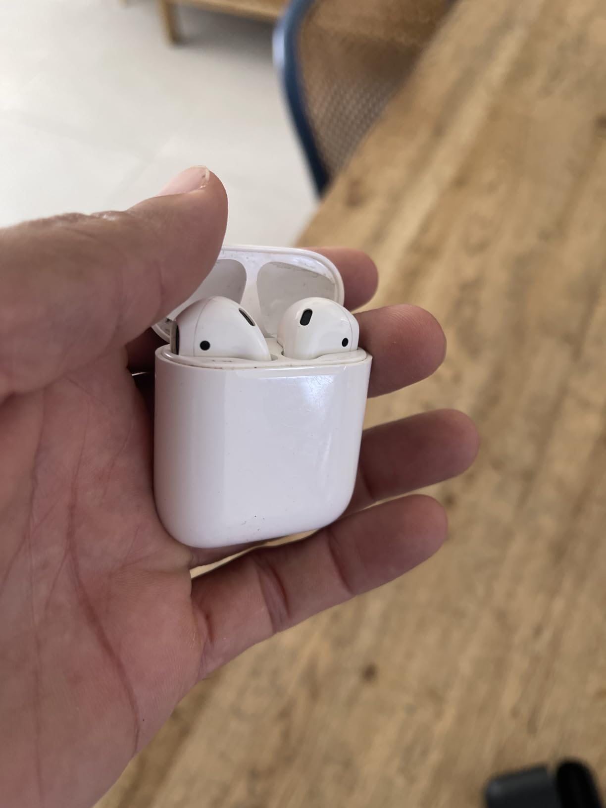 Apple AirPods with Lightning Charging Case (3rd Generation) (Renewed) customer photo 2