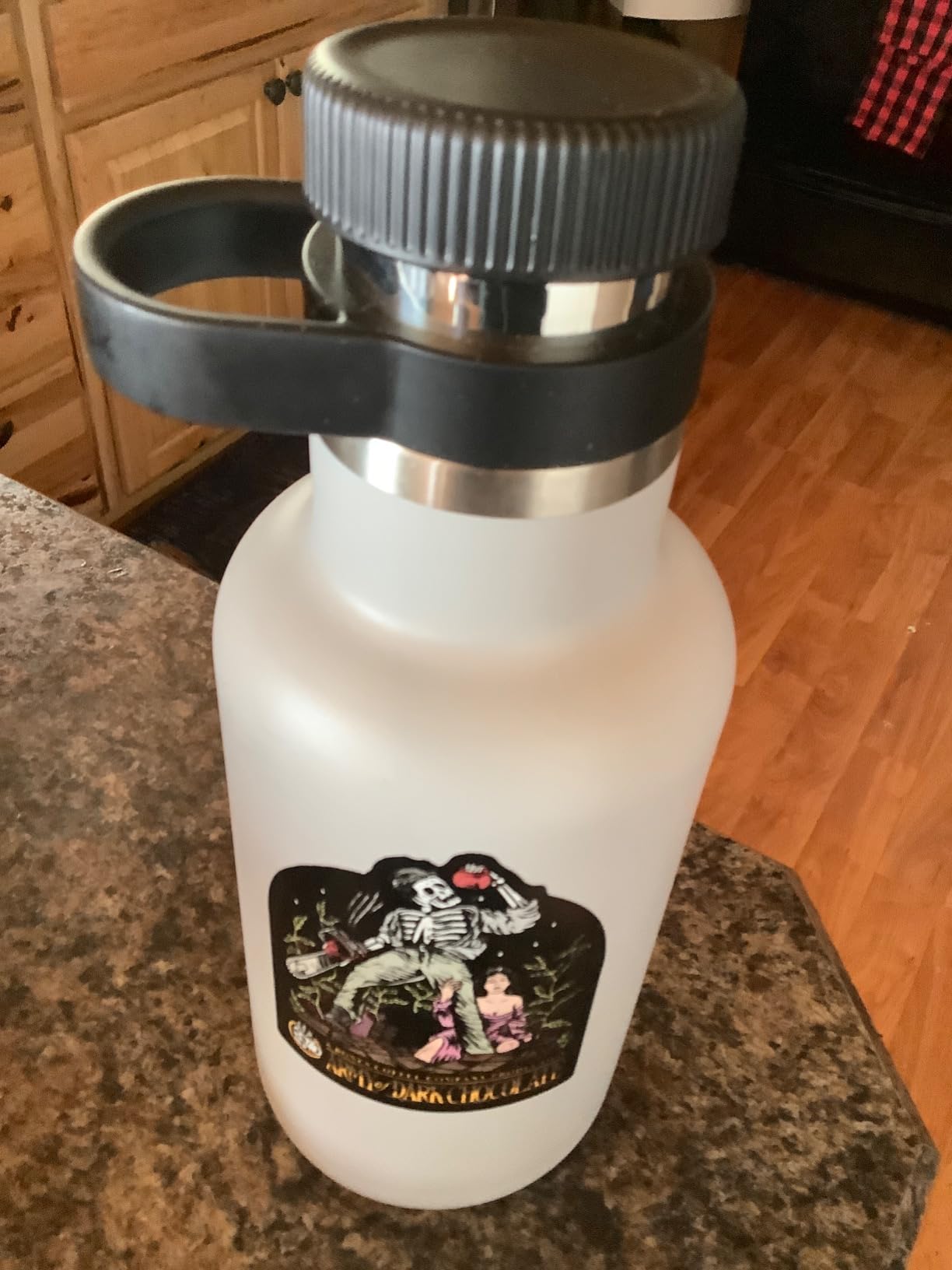 Hydro Flask 64 Oz Growler Birch customer photo 1