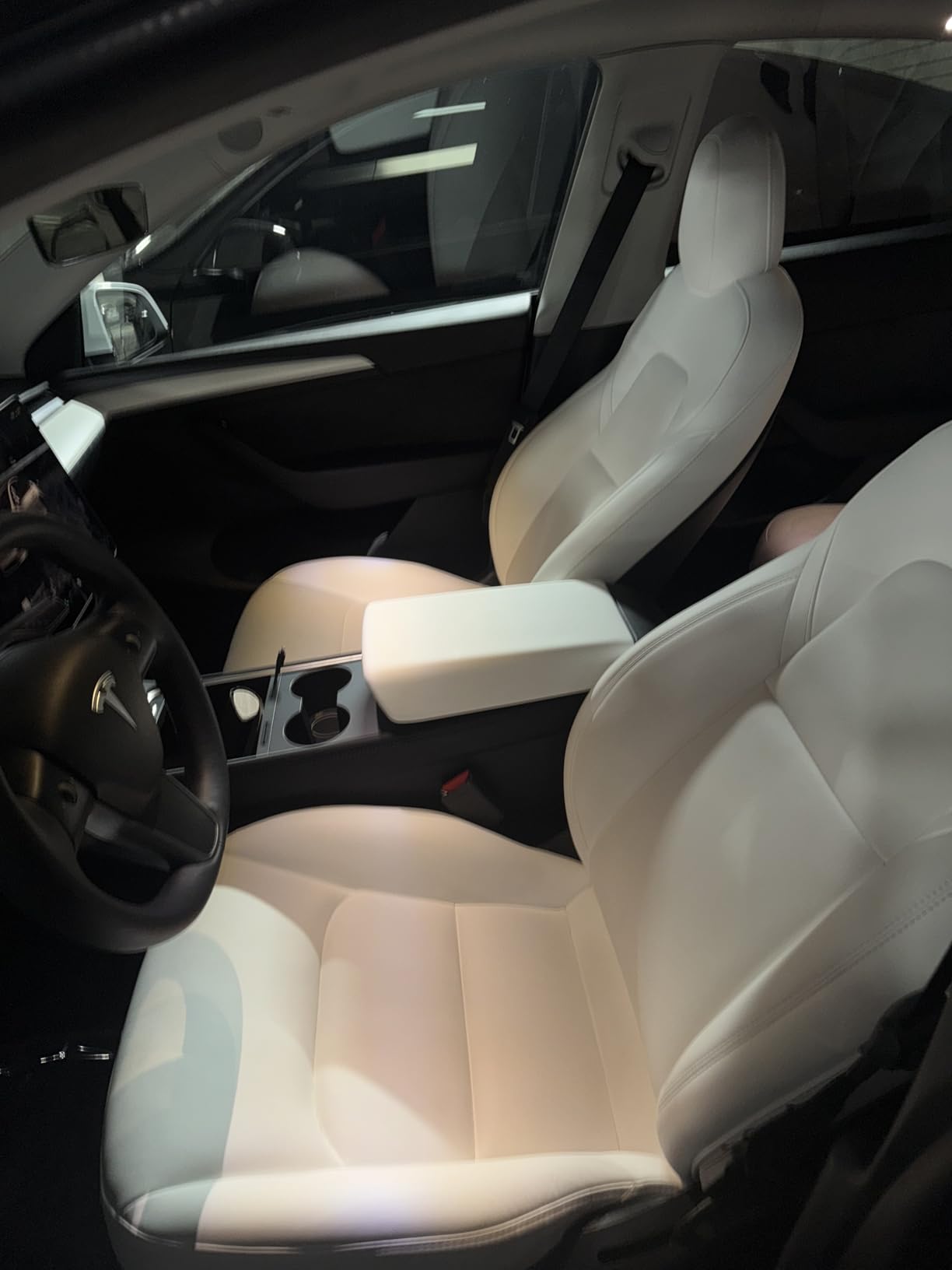 Spigen Center Console Armrest Cover for Tesla Model Y (2020-2024) & Model 3 (2017-2023) - Black customer photo 2