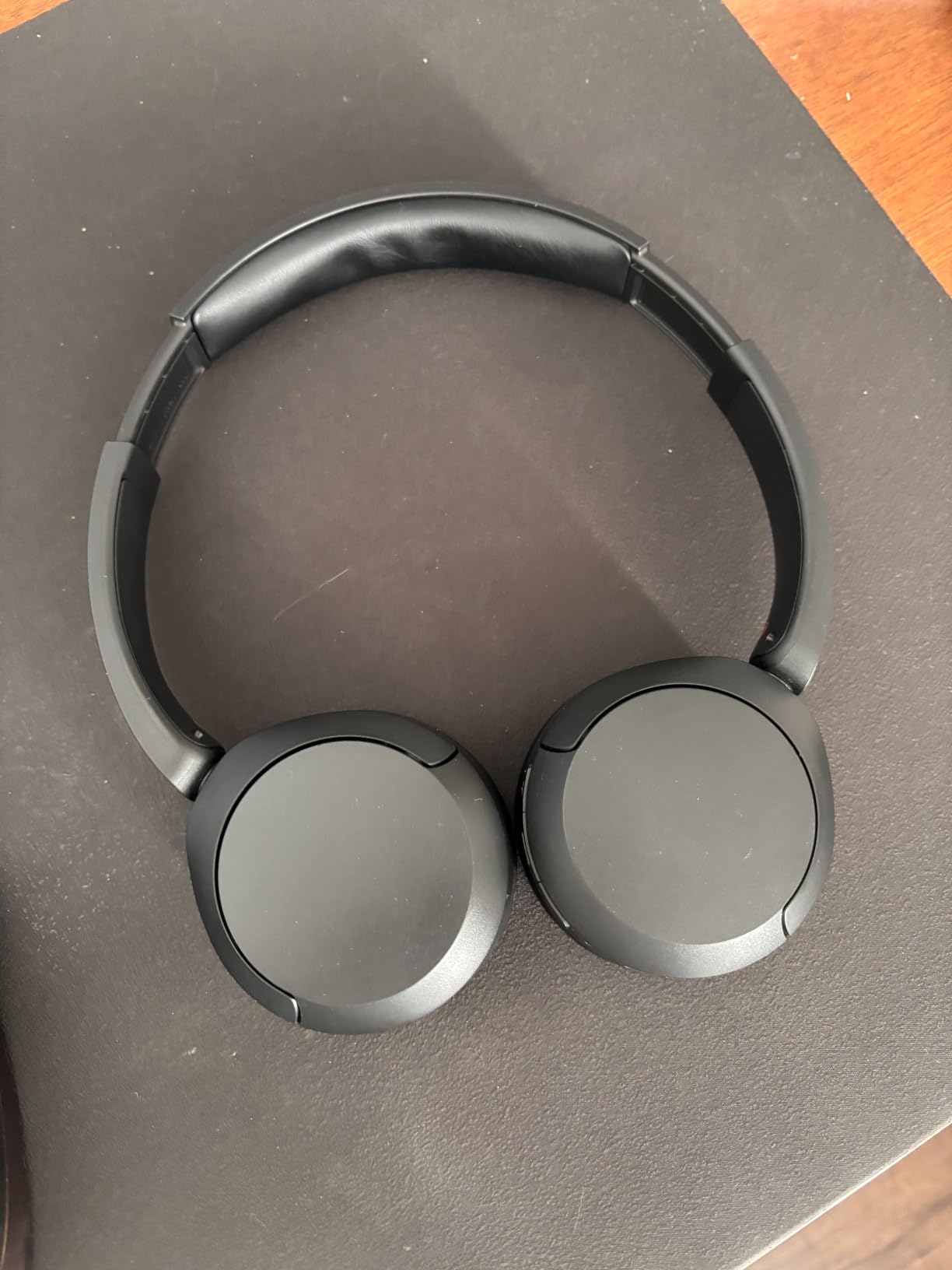 Sony WH-CH520 Wireless On-Ear Bluetooth Headphones with Microphone, Blue - Comfortable Lightweight Design, Up to 50 Hrs Battery with Quick Charging, Multipoint Connection, Clear Calls customer photo 2