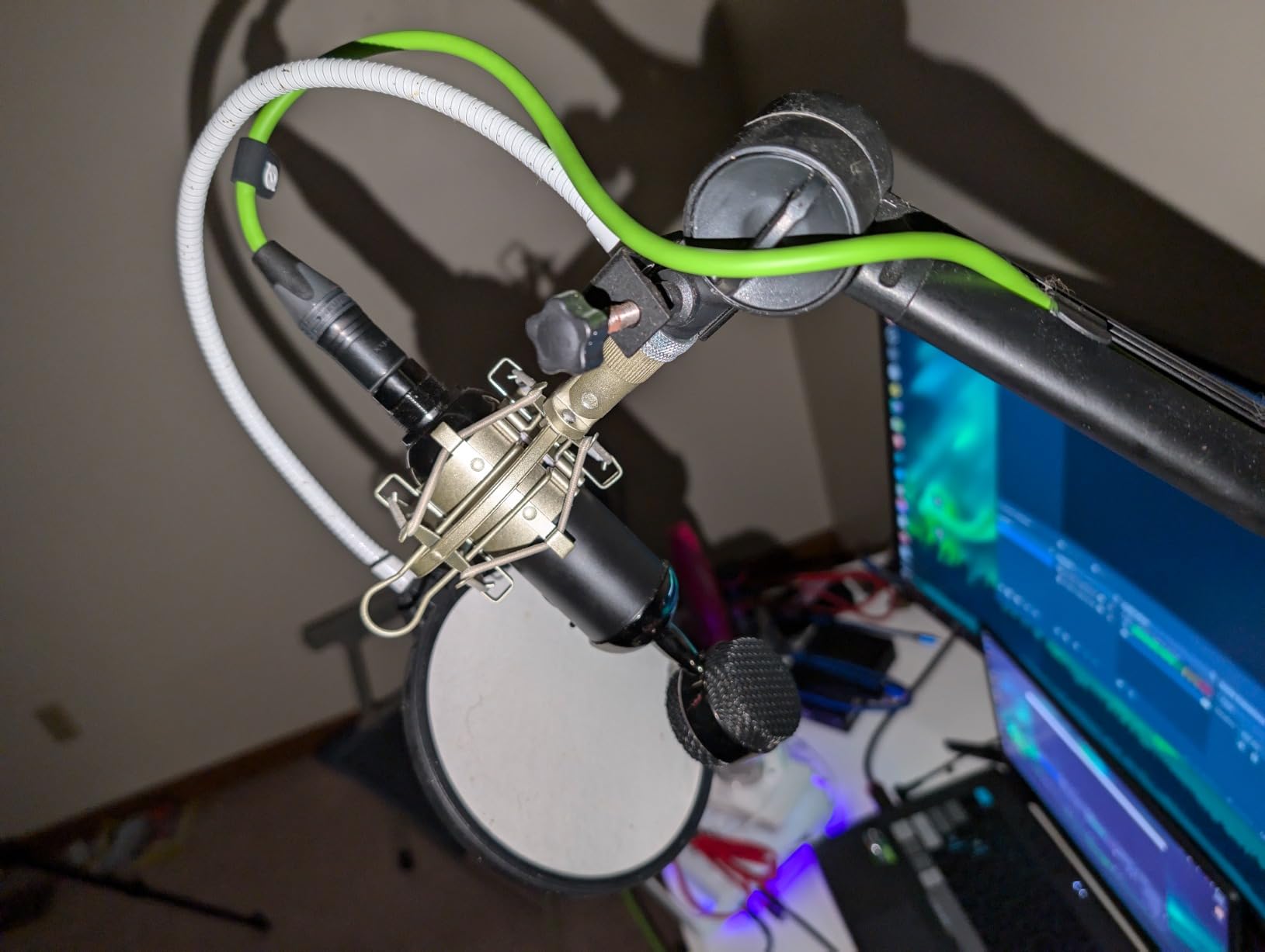RØDE XLR-3 Premium XLR Cable (3m, Green) customer photo 1