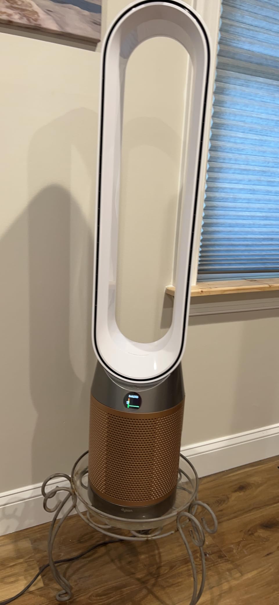 Dyson Purifier Cool Formaldehyde TP09 Air Purifier and Fan - White/Gold, Large customer photo 1