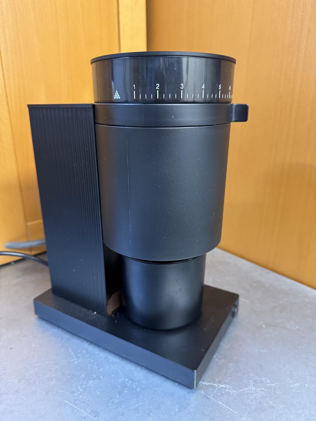 Fellow Opus Conical Burr Coffee Grinder customer photo 2