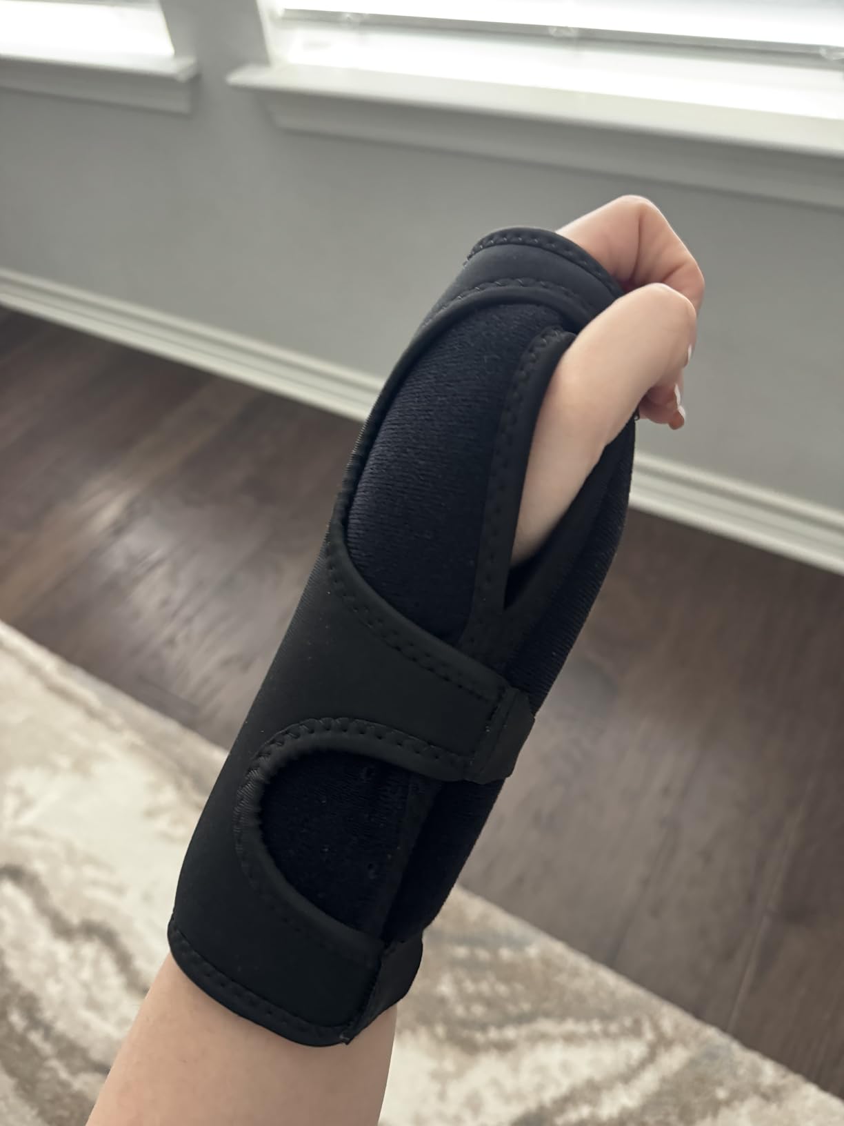 ComfyBrace® Carpal Tunnel Wrist Brace (Pack of 2) with Splint and Palm Cushion - (Adjustable and Fits Both Hands) - for Support, Carpal Tunnel, Tendonitis, Wrist Injury, and Pain customer photo 2