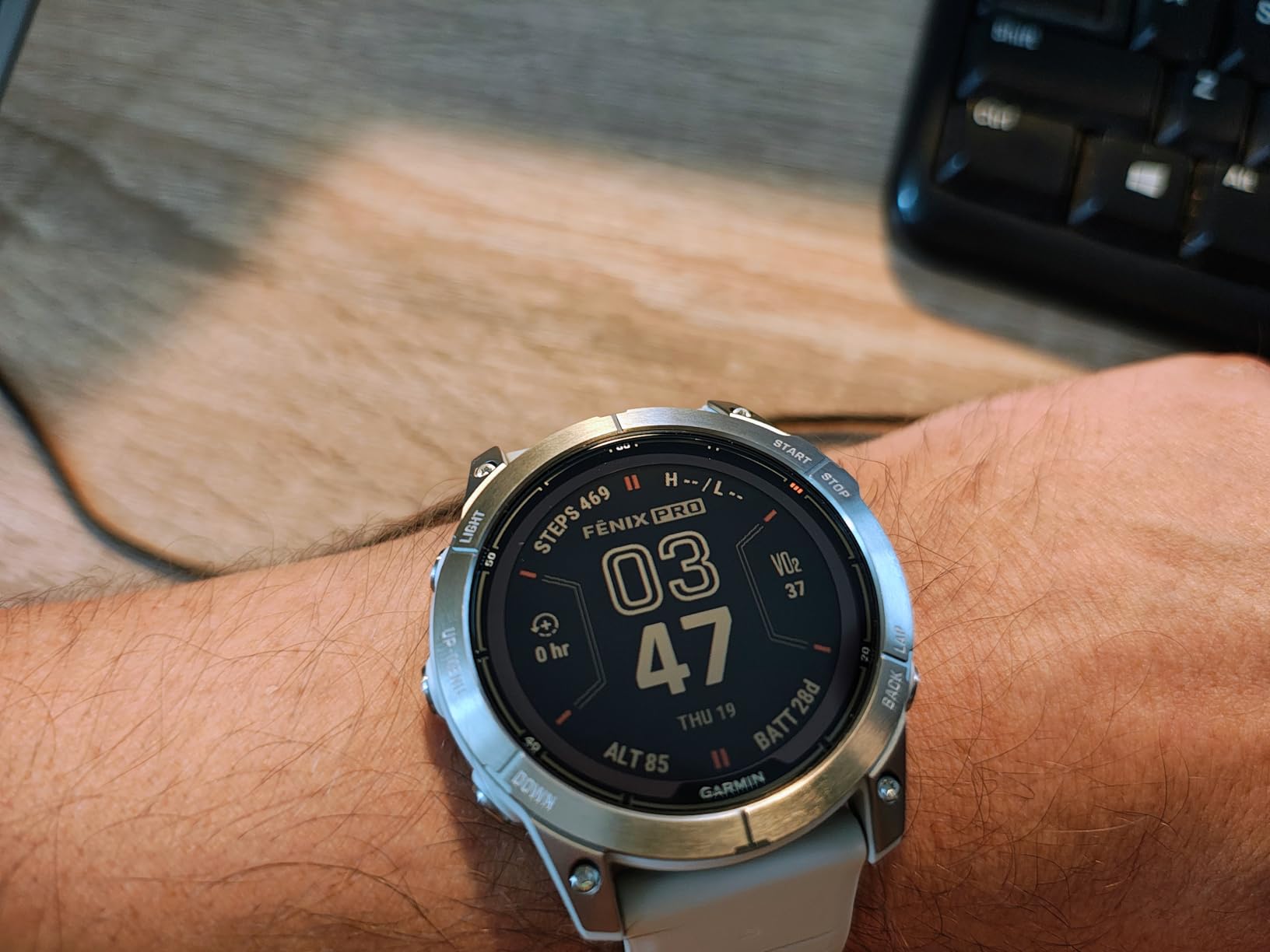 fēnix 7S Pro Sapphire Solar, Multisport GPS Smartwatch, Built-in Flashlight, Solar Charging Capability, Black customer photo 2