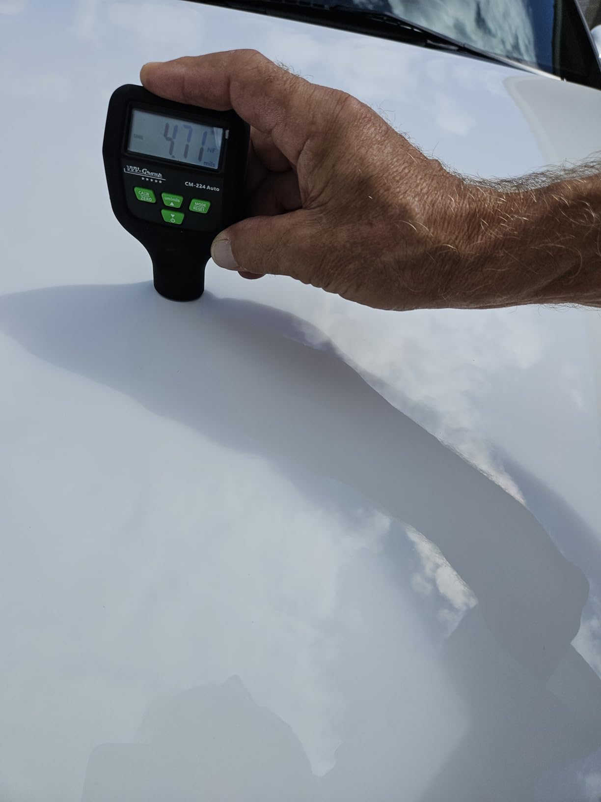 Paint Thickness Gauge CM-224 Auto - Digital Coating Thickness Meter for Cars and Automotive Inspection, Fe / Al / Fe+Zn Detection, 0.1 um Resolution customer photo 2
