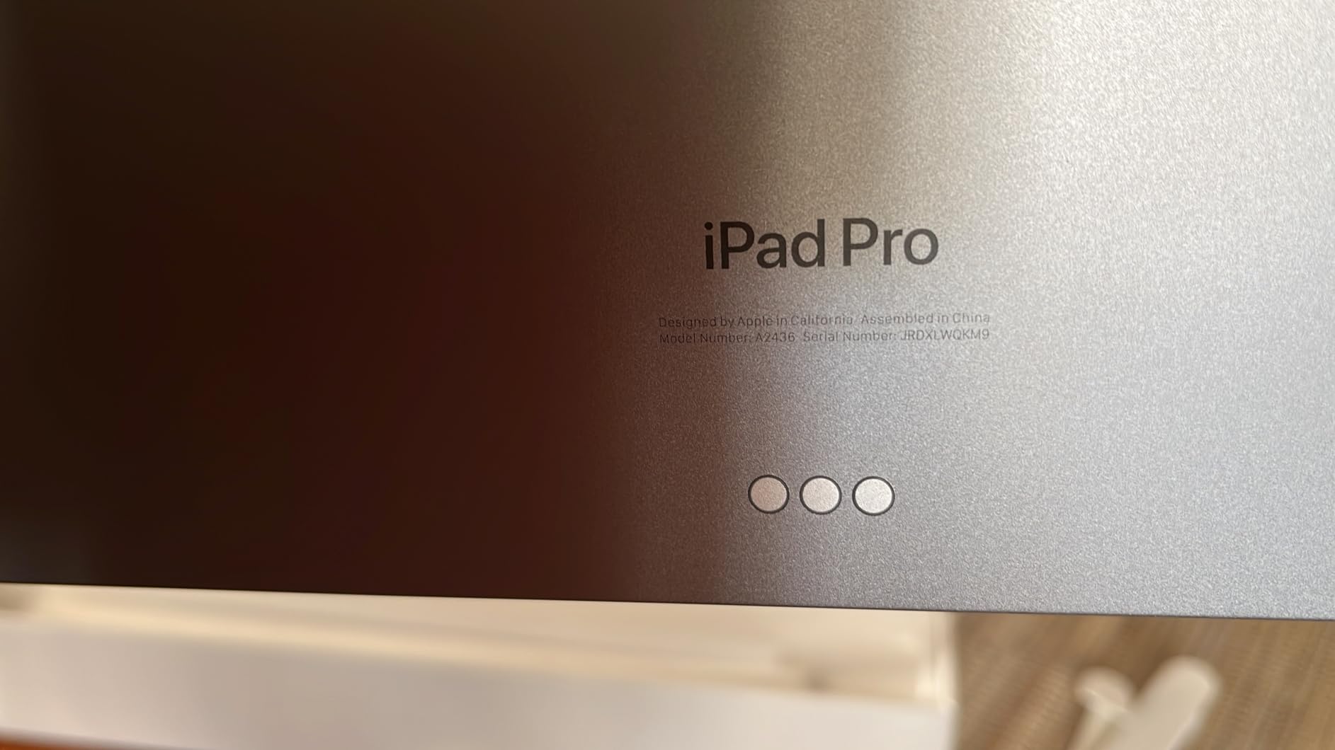 Apple 2022 iPad Pro, 12.9-inch, Wi-Fi, 1TB - Space Gray (Renewed) customer photo 2