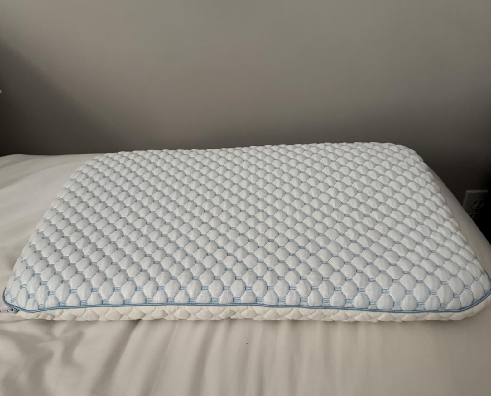 Flat Pillow for Stomach and Back Sleepers, Ultra Thin Pillow for Sleeping, Cooling Gel Slim Stomach Sleeping Pillows for Shoulder Neck Pain Relief, Low Profile Memory Foam Pillows 2.75-inches customer photo 1