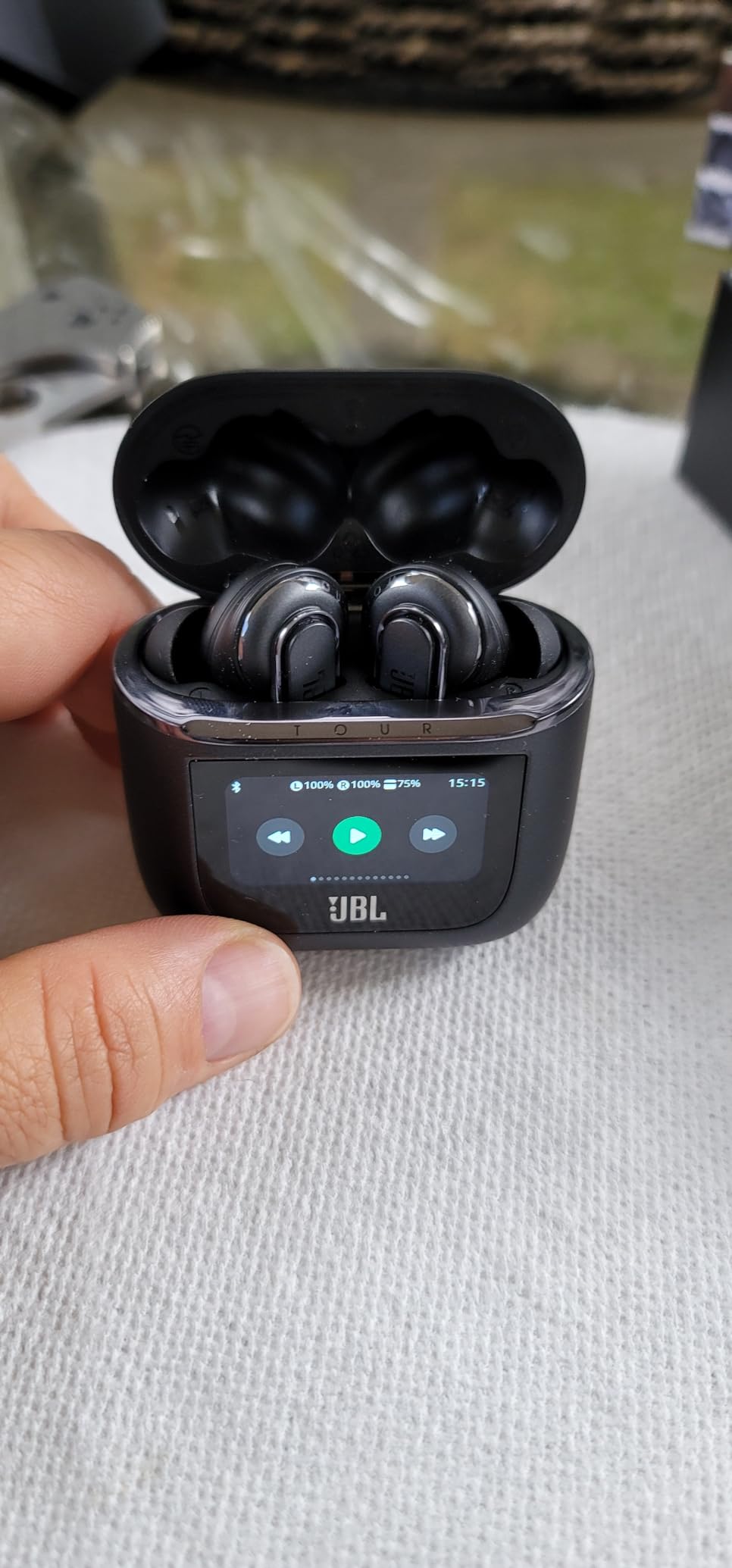 JBL Tour Pro 2 - True Wireless Noise Cancelling Earbuds with Smart Charging Case, 6-mic Perfect Calls with Voice Control, Up to 40hrs of Playtime, Immersive JBL Spatial Sound (Black) customer photo 1