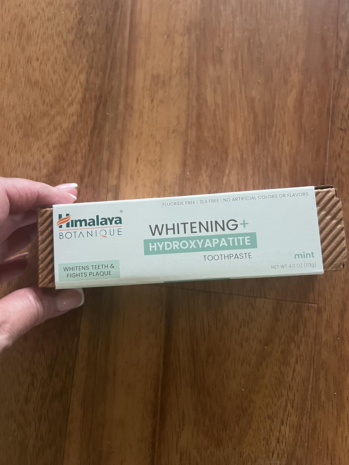 Himalaya Botanique Whitening + Hydroxyapatite Toothpaste, Mint Flavor - Nano Hydroxyapatite to Support Remineralization and Restore Enamel - Vegan, Gluten Free, 4 oz customer photo 2
