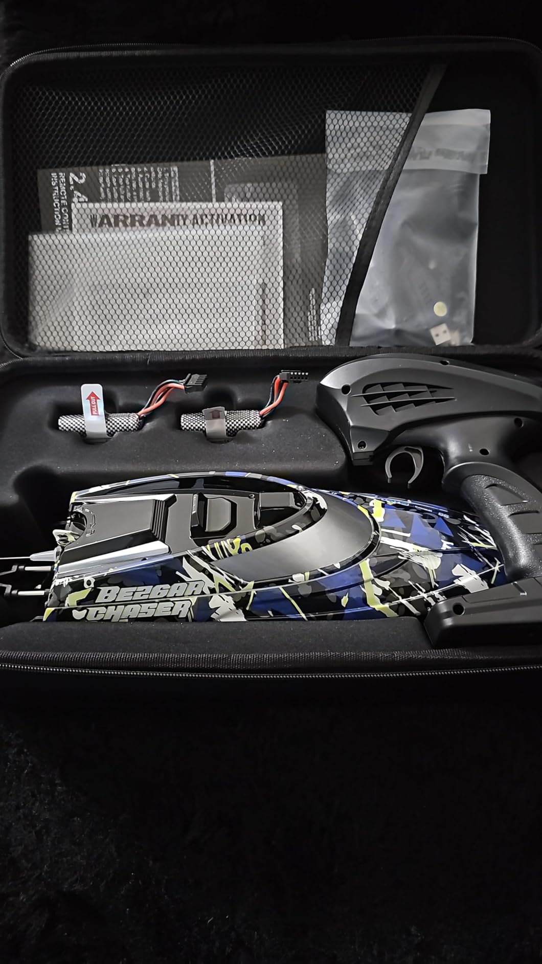 BEZGAR TX123 Remote Control Boats - Fast Speed RC Boat 32+ KPH with A Portable Suitcase for Lakes & Pools & Salt Water, Summer Toys for Adults and Ideal Gifts for Kids Boys Age 6 7 8-12 Years Old customer photo 1