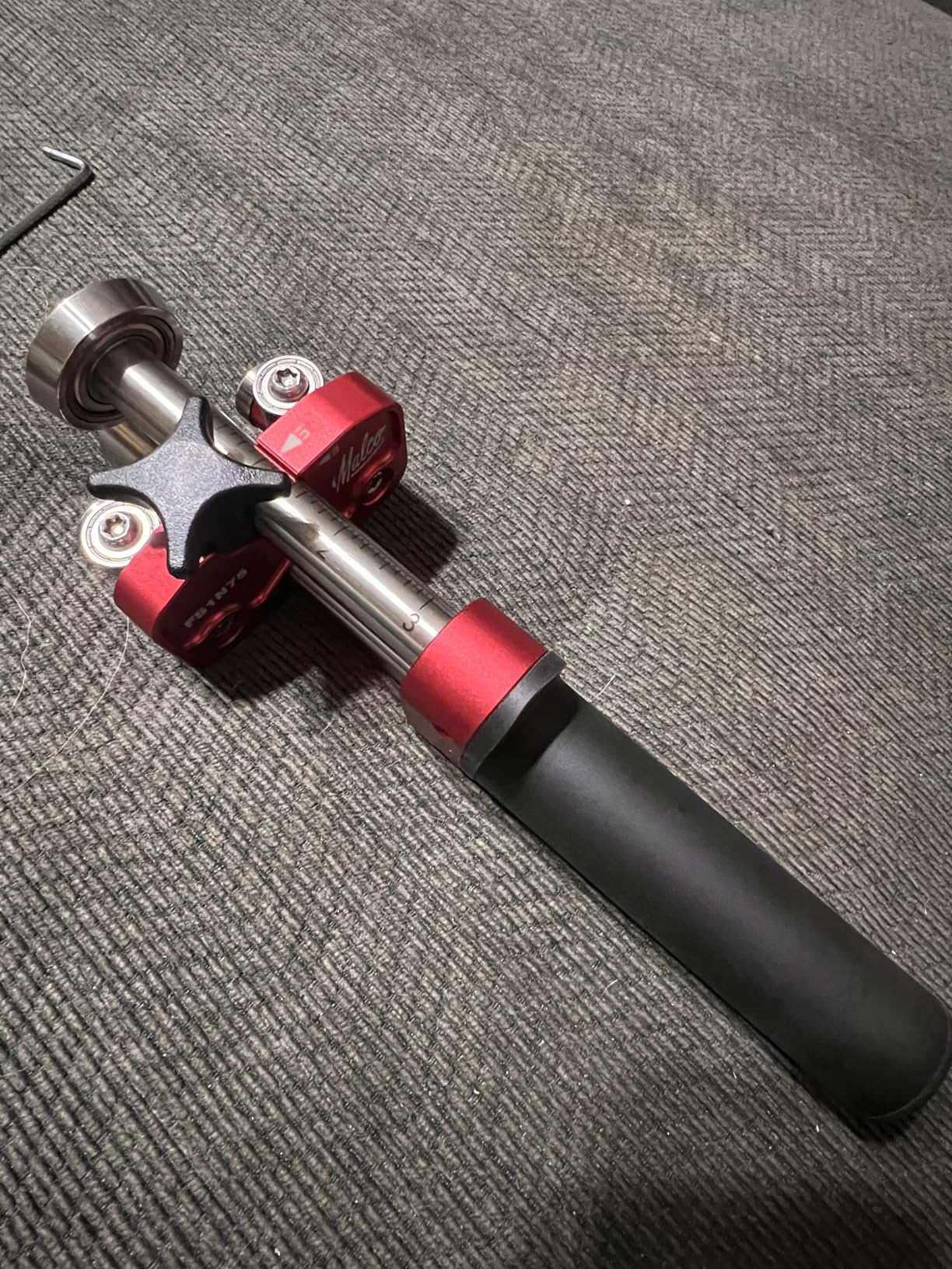 Malco FS1W165 Single Station Metal Bender | Sheet Metal Fabrication | Metal Roofing Tools | 0-100° Bending Range (Wide, Metal, 165mm) customer photo 2