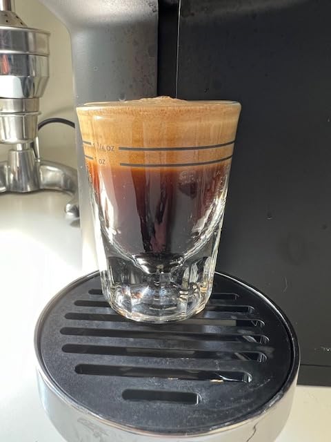 Nespresso Vertuo Lattissima Coffee and Espresso Maker by De'Longhi, Matte Black & Glossy customer photo 2