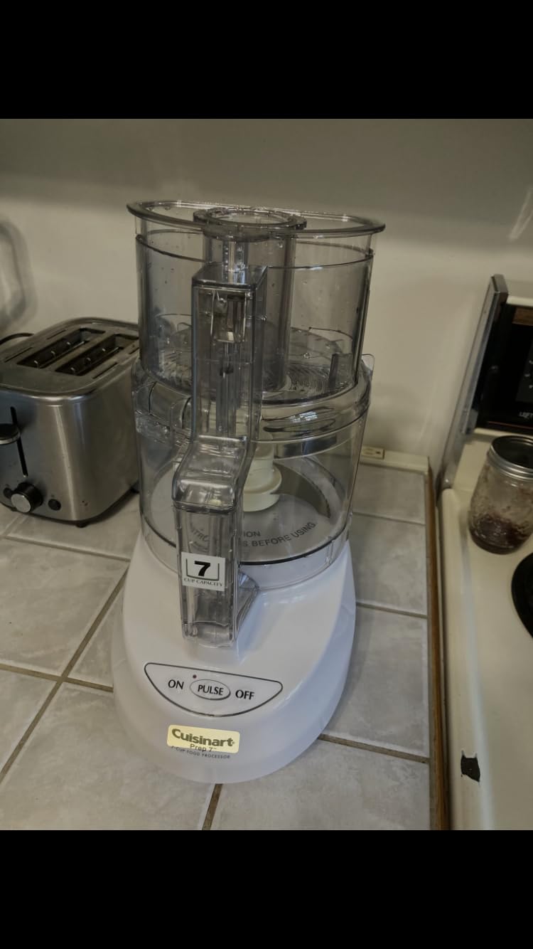 Cuisinart 7-Cup Sleek and Modern Design Food Processor with Two Easy Controls and Universal Blade for Chopping, Mixing, and Dough (White) customer photo 2