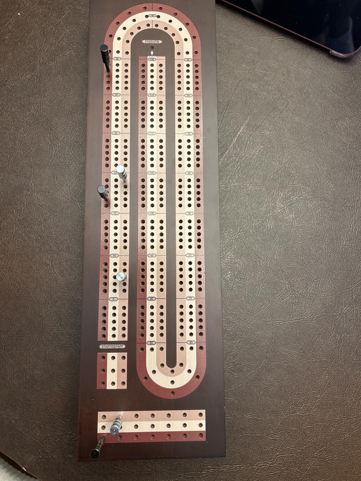 AMEROUS Wooden Cribbage Board Game Set with Magnetic Lock - Metal Pegs - 2 Playing Cards - Continuous 3 Track Board - Larger Storage Area customer photo 2