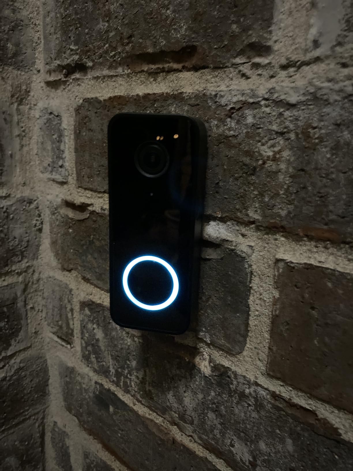 WYZE Wired Doorbell Camera v2 (existing doorbell Wiring Required), 2K Security Video Doorbell, Color Night Vision, 2-Way Audio, Package Monitor, Works with Alexa & Google Assistant. Free Expert Setup customer photo 2