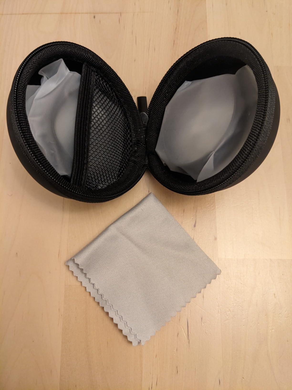 VR Anti-Blue Light Glasses for Oculus Quest 2,Customized VR Accessories with Magnetic Alloy Frame and Blue Light-Blocking Lenses,Support The Replacement of Lenses to Suit Your Myopia customer photo 1
