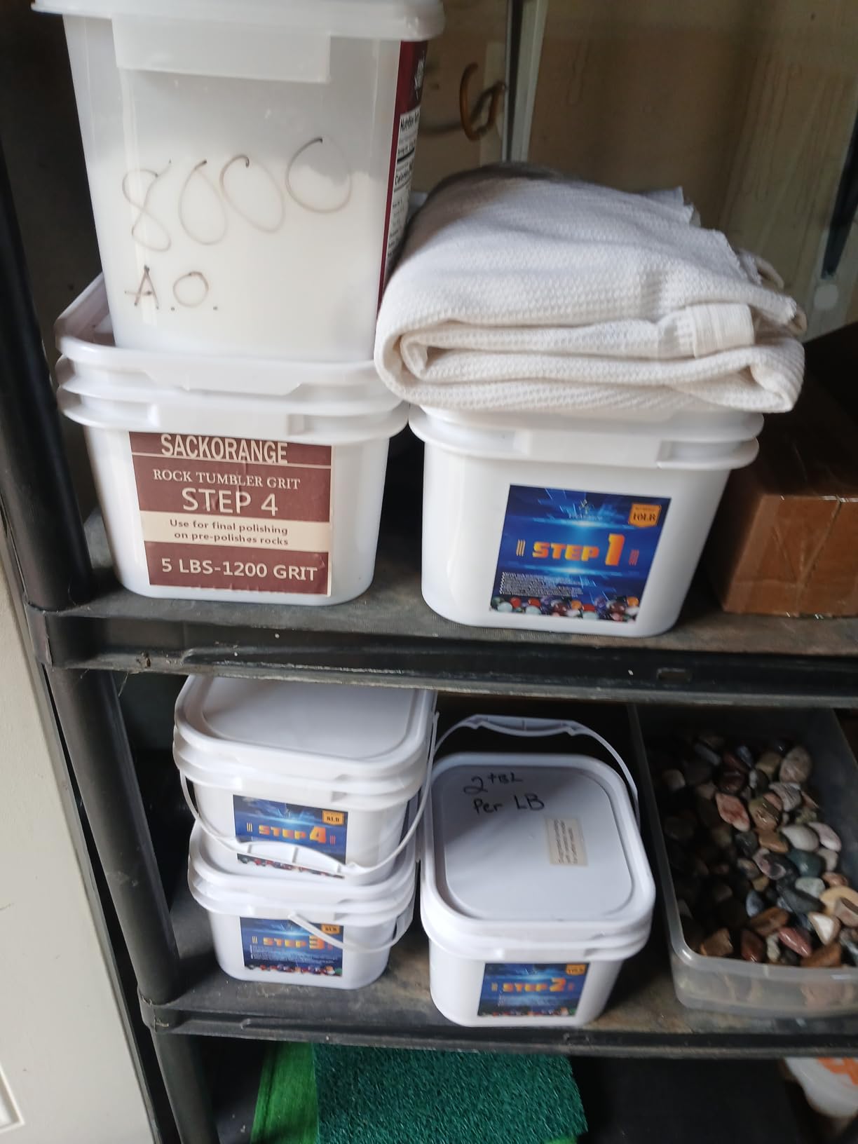 10 lbs Rock Tumbler Grit - Tumbler Media Grit,Rock Polishing Grit Media, Works with Any Rock Tumbler, Rock Polisher, Stone Polisher,COARSE 60/90 Silicon Carbide Grit, Step 1 for Tumbling Stones customer photo 1