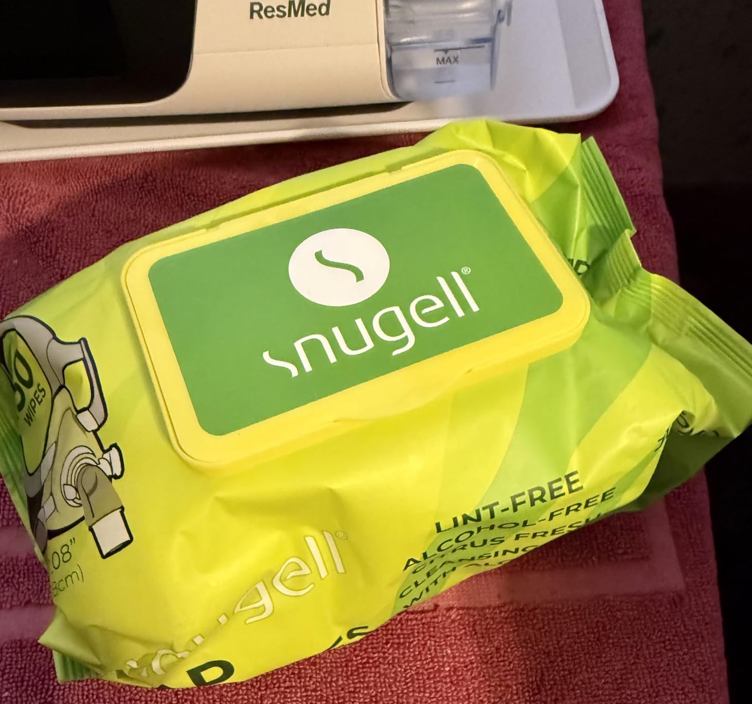 Snugell CPAP Mask Wipes - Soft Cotton with Aloe Vera, Lint & Alcohol Free - CPAP Cleaning Wipes for Masks, Tubes & Devices, Travel Size, 150 Count (Pack of 1), Unscented customer photo 1