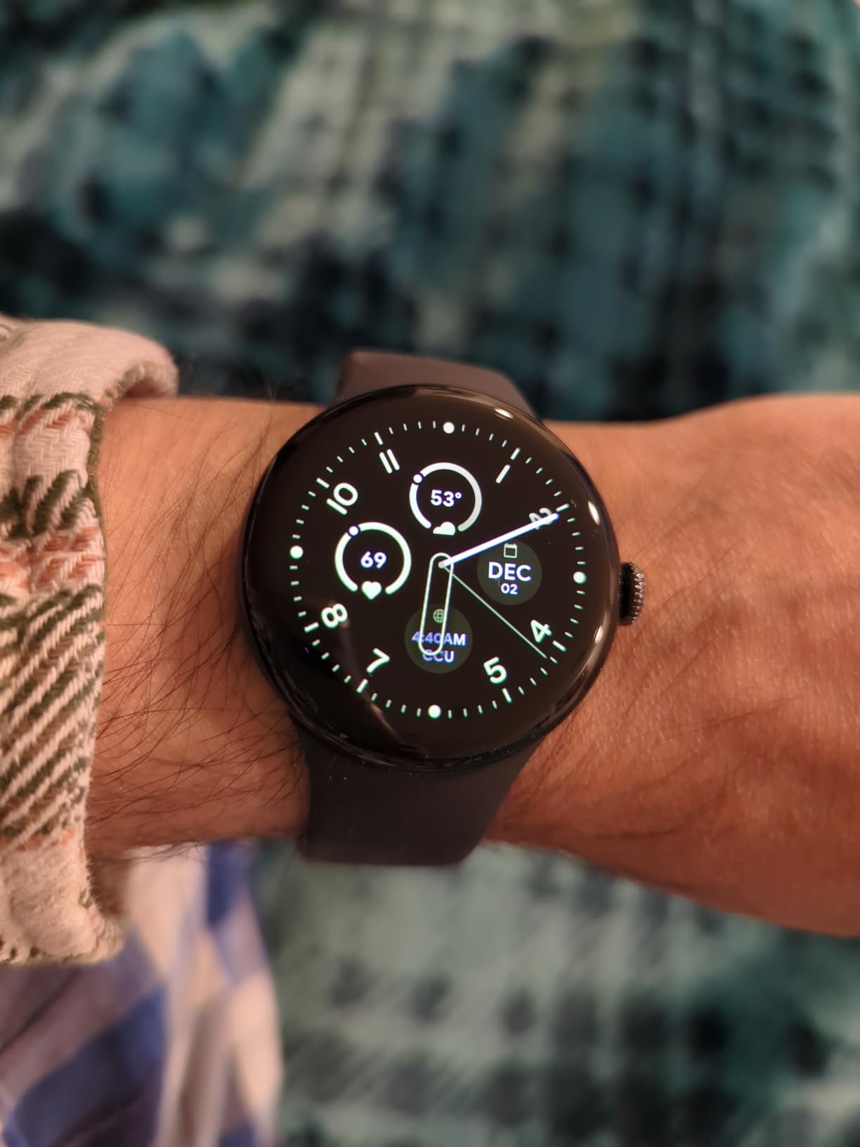 Pixel Watch 2 (Previous Model) with the Best of Fitbit - Heart Rate Tracking, Stress Management, Safety Features - Android Smartwatch - Polished Silver Aluminum Case - Bay Active Band - Wi-Fi customer photo 2