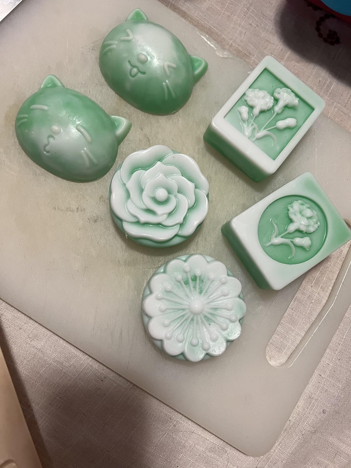 Soap Making Kit with Melt & Pour Base, Cutting Box, Molds, Fragrances - for Adults & Kids by Prime Creations. customer photo 2