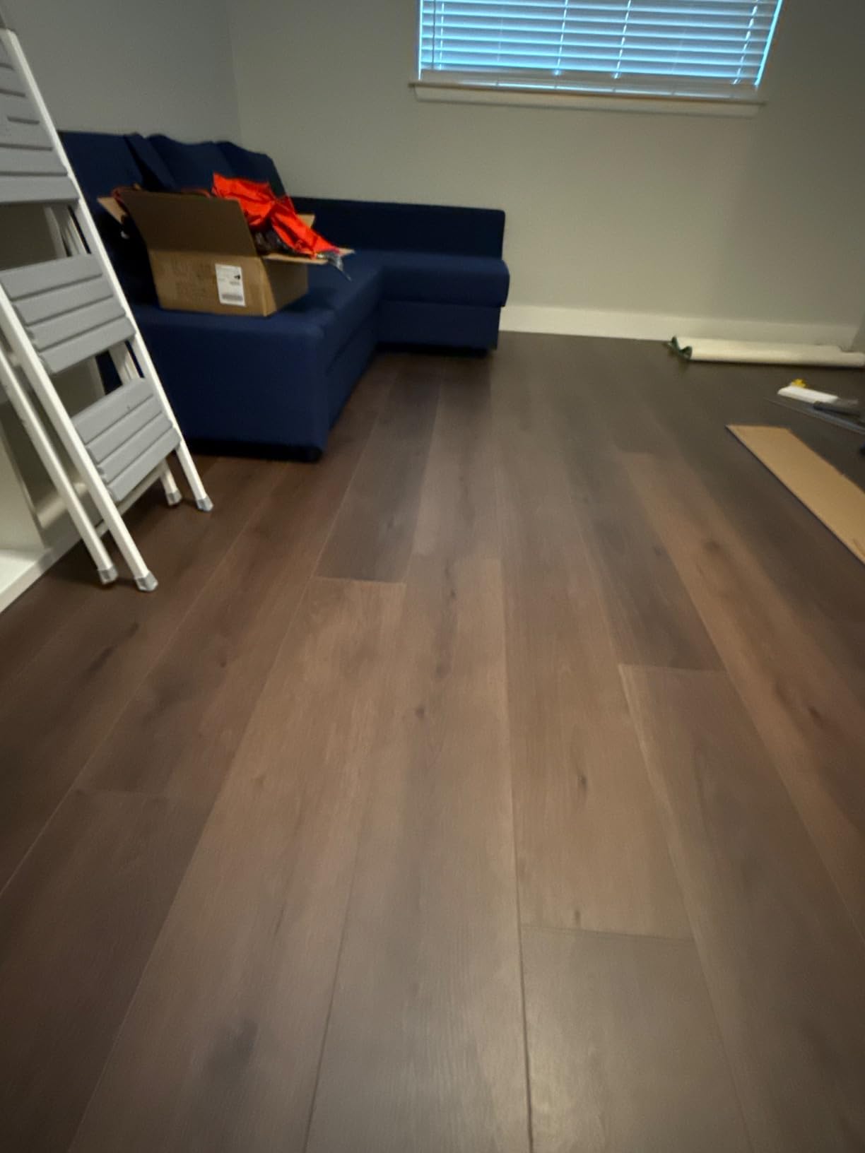NAACOO Laminate/Vinyl Flooring Tools, Heavy Tapping Block for Vinyl Plank Floor - Knock 1-2 Times, Heavy Pull Bar, 40pc Flooring Spacers, Rubber Mallet - 4 in 1 Floor Installation Kit customer photo 1