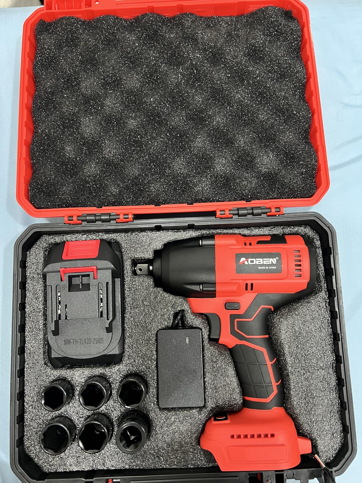 AOBEN Cordless Impact Wrench 1/2 Inch, Power Impact Gun Kit, Max 600N.M/450Ft-lbs High Torque Electric Impact Driver for Car RV Tire, 4.0Ah Battery, Charger, 6 Sockets & Storage Tool Case customer photo 2