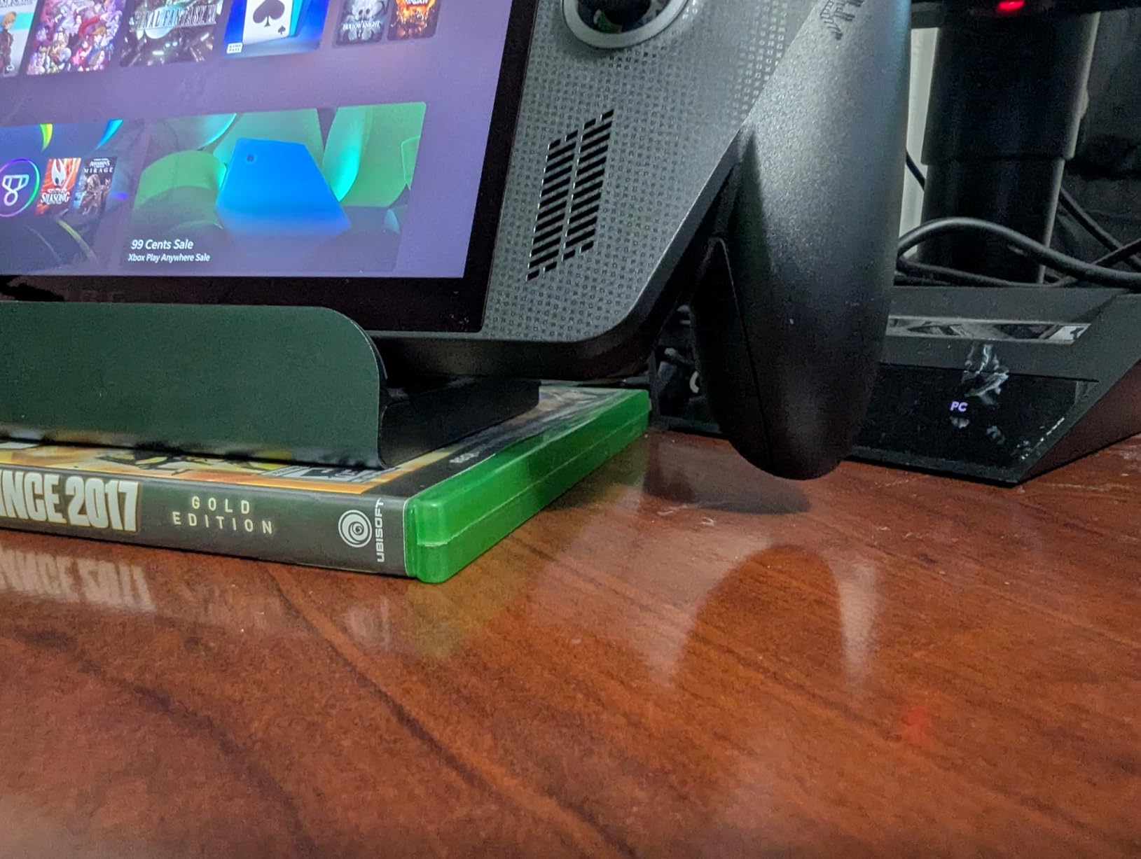iVANKY 4K@144Hz Steam Deck Dock, 8-in-1 Docking Station for ASUS ROG Ally X/Legion Go/MSI Claw, ROG Alloy/Valve Stream Deck OLED Hub, HDMI 2.1, 1Gbps Ethernet, 3*USB-A 3.0, 100W Charge customer photo 2