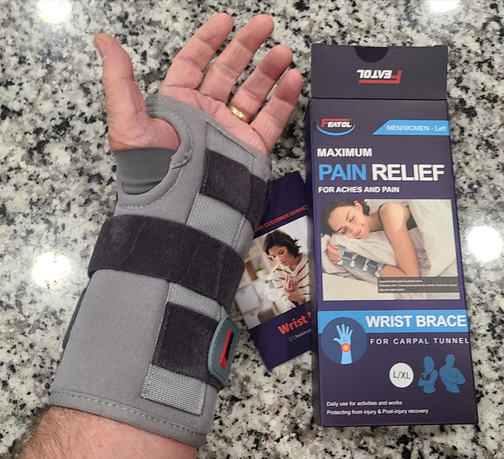 FEATOL Wrist Brace Splint Carpal Tunnel for Women Men, Night Wrist Sleep Support Brace, Left Hand, Medium/Large, Pain Relief for Sprain, Arthritis, Tendonitis customer photo 1