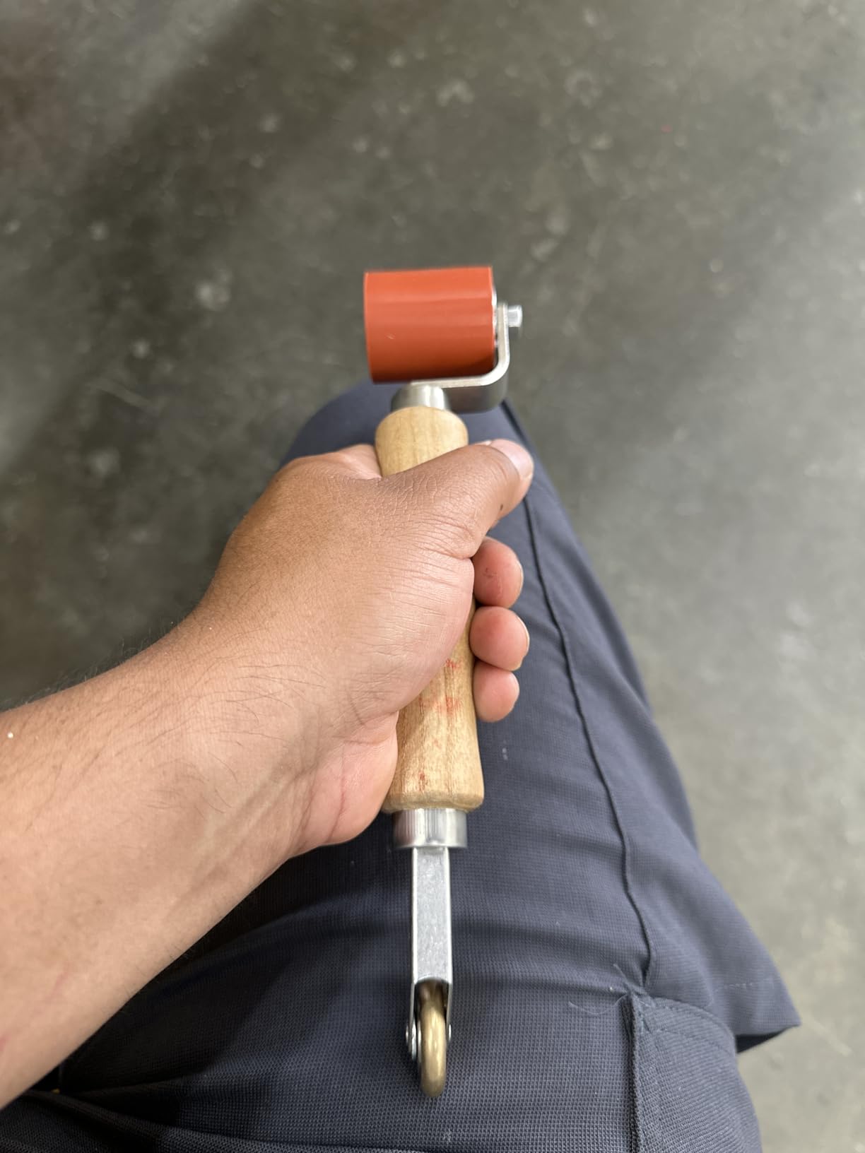 QWORK Seam Roller, 2 Pcs 40mm Silicone Seam Roller with 6mm Brass Detail Penny Roller, Smoothing Seam Roller Tool for PVC/TPO/EPDM Single Ply Roofing Tape customer photo 1