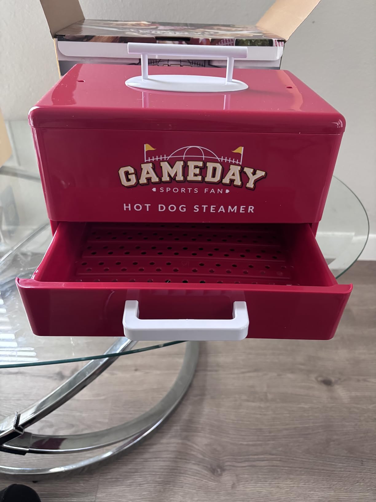 Nostalgia, Game Day Hot Dog Steamer and Bun Warmer, Fits 20 Dogs and 8 Buns, Steams Pot Stickers, Veggies, Potatoes, and Other Appetizers or Toppings customer photo 2