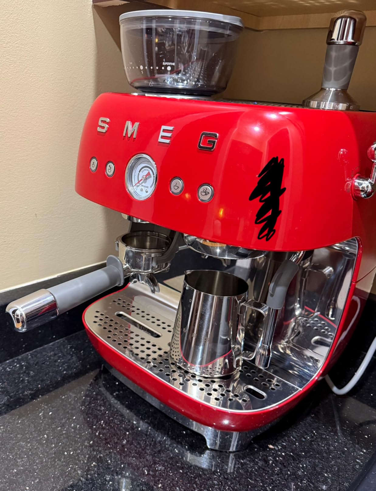 Smeg EGF03 Semi-Automatic Espresso Machine with Built-In Grinder, Dual Thermoblock, 50's Retro Style - Black (120 V) customer photo 1