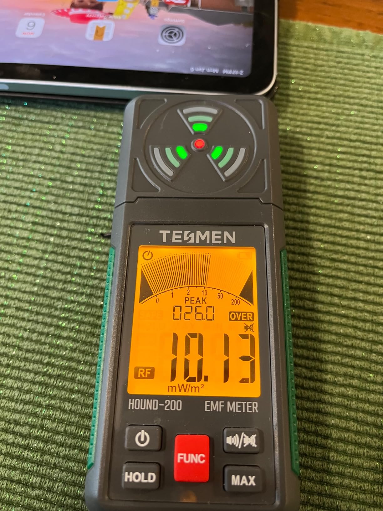 TESMEN EMF Meter, Hound-200 EMF Detector: 3-in-1 Portable Electromagnetic Field Radiation Detector for EF, RF, MF, WiFi Signal customer photo 1
